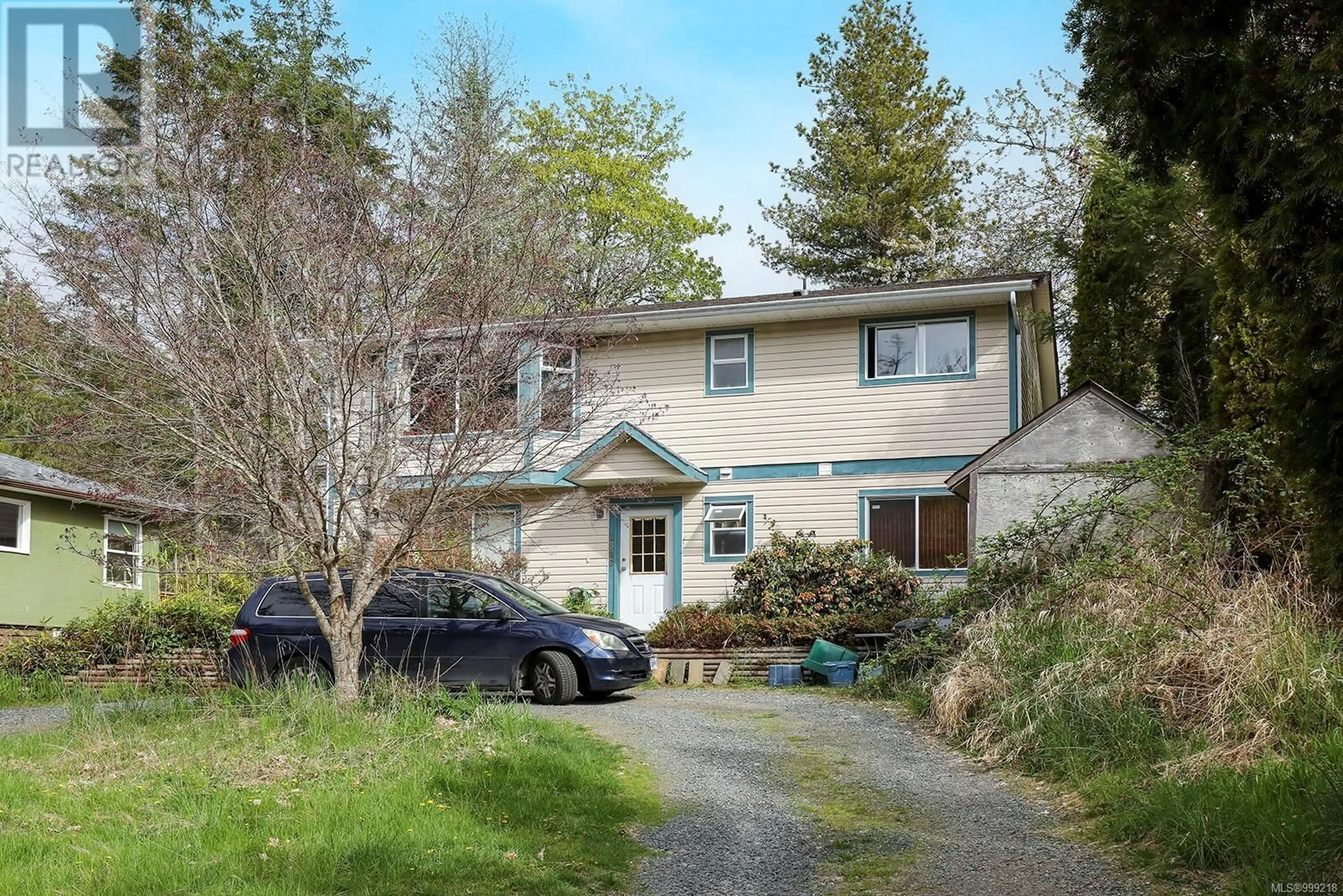 Unknown for 2588 MARYPORT AVENUE, Cumberland British Columbia V0R1S0