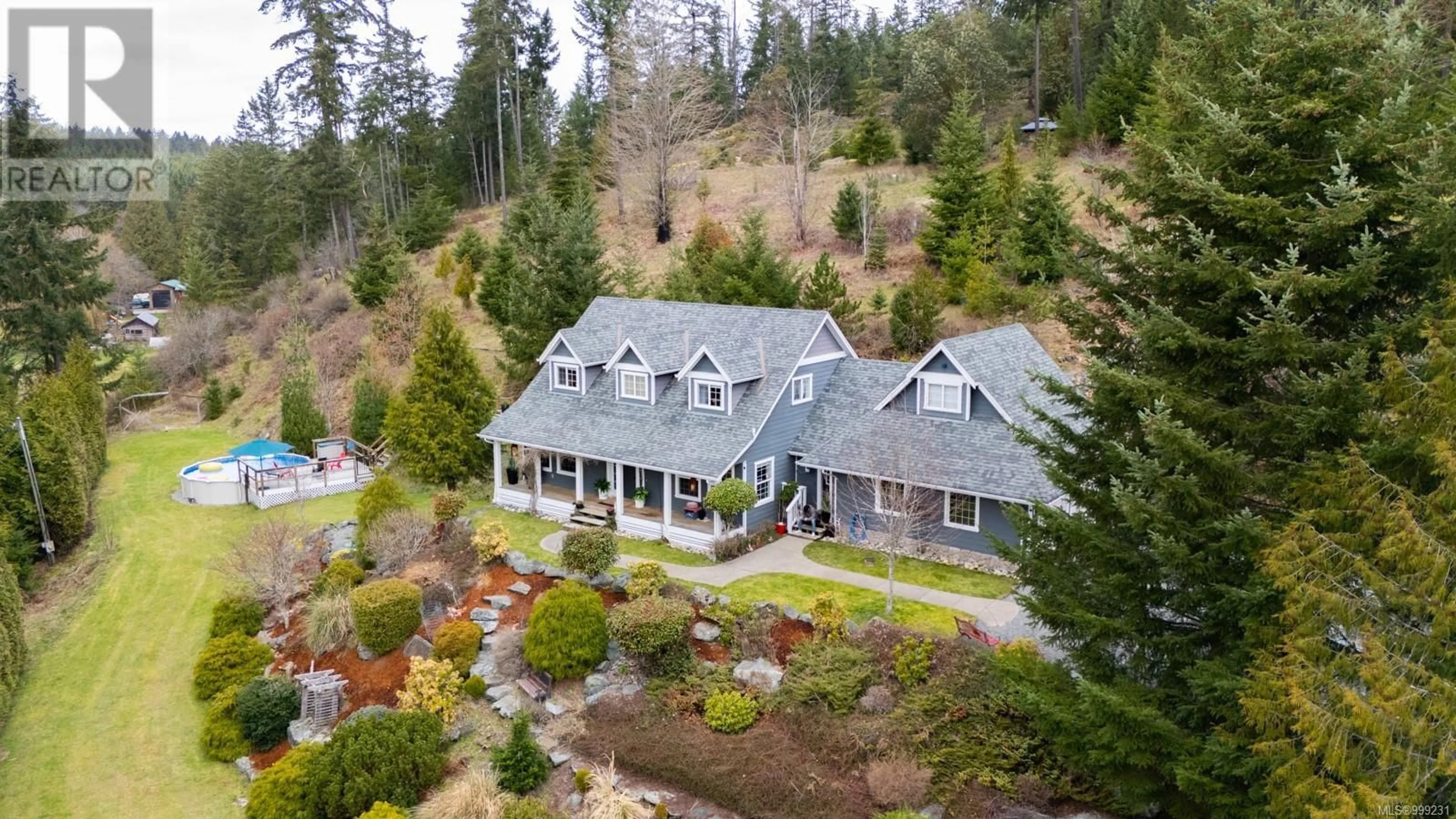 A pic from outside/outdoor area/front of a property/back of a property/a pic from drone, unknown for 1591 ESCARPMENT WAY, Duncan British Columbia V9L5W7