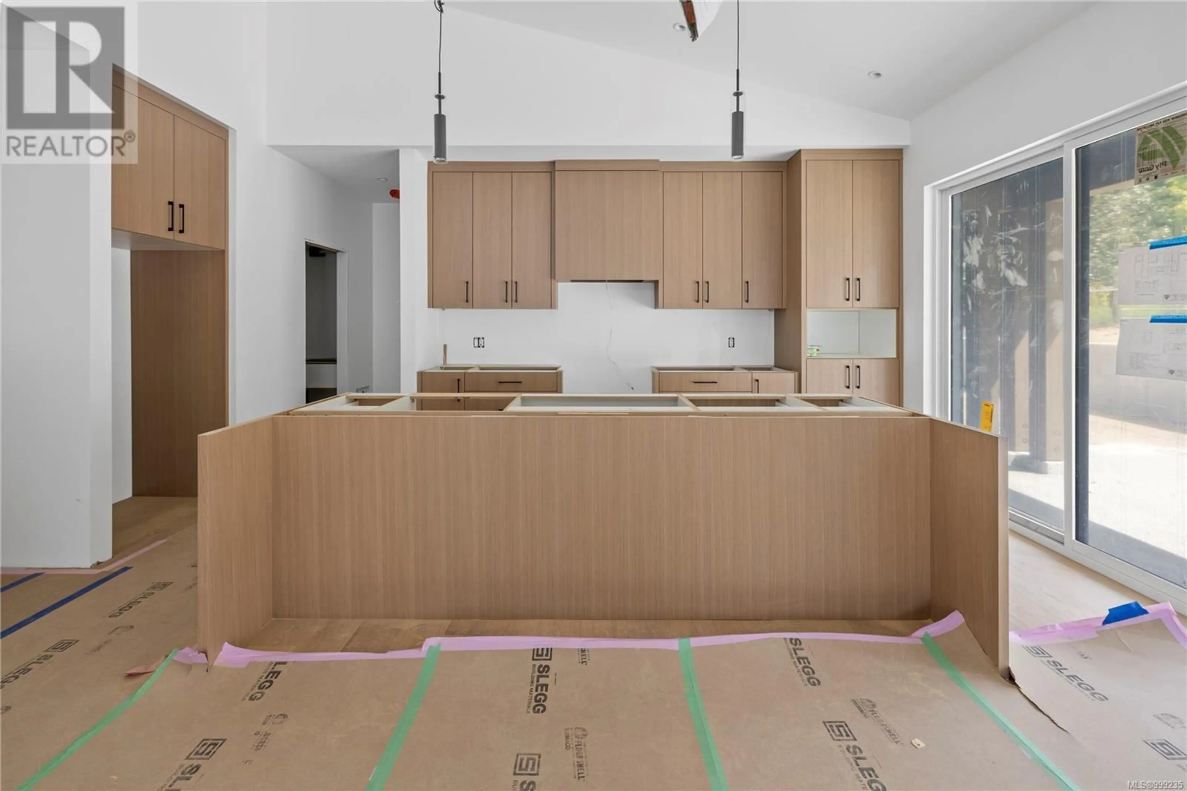 Open concept kitchen, unknown for 6920 SHALE ROAD, Lantzville British Columbia V0R2H0