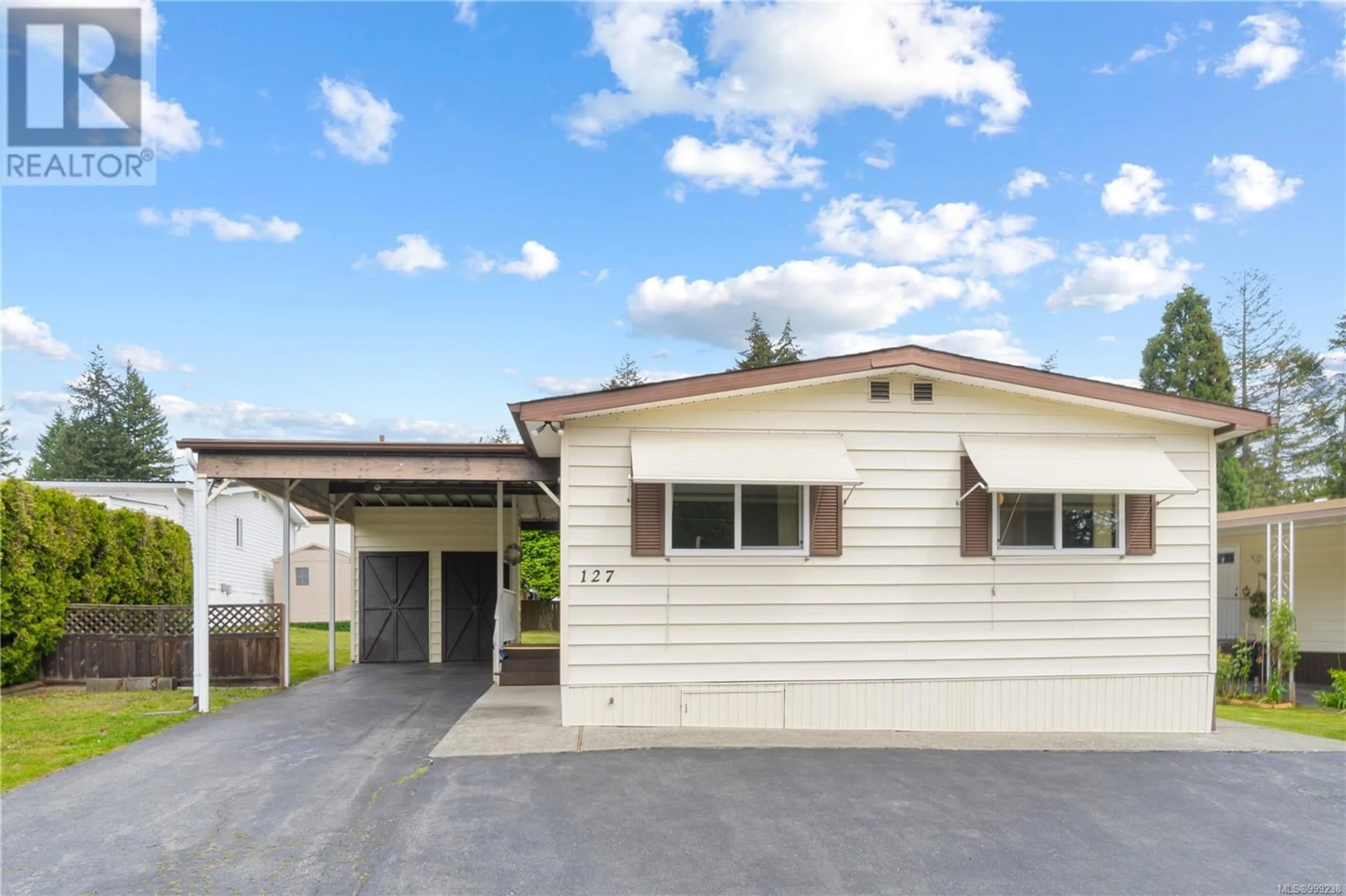 Home with vinyl exterior material, street for 127 - 5854 TURNER ROAD, Nanaimo British Columbia V9T2N6
