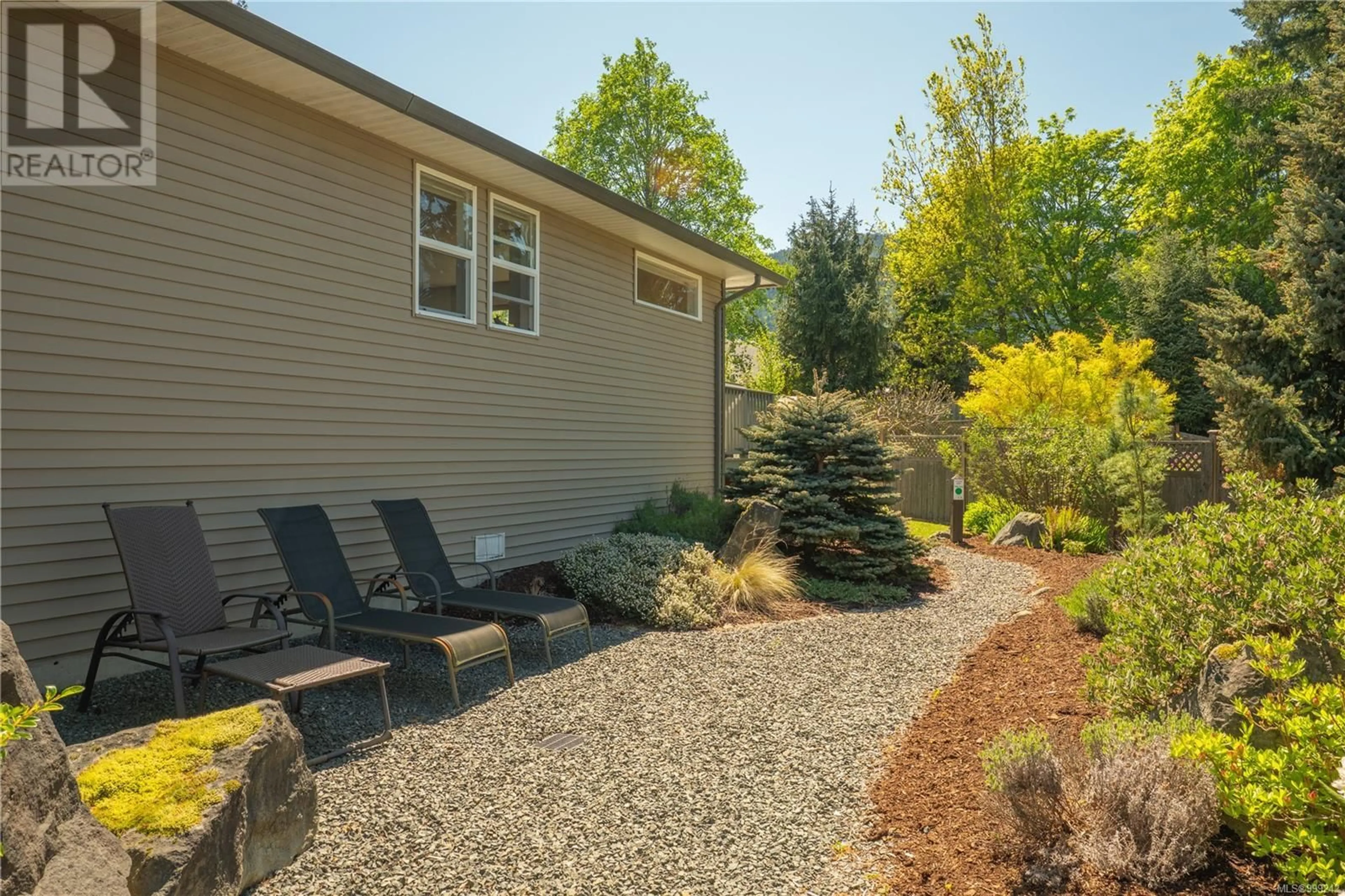 Patio, street for 95 TIMBER VIEW DRIVE, Nanaimo British Columbia V9R6T2