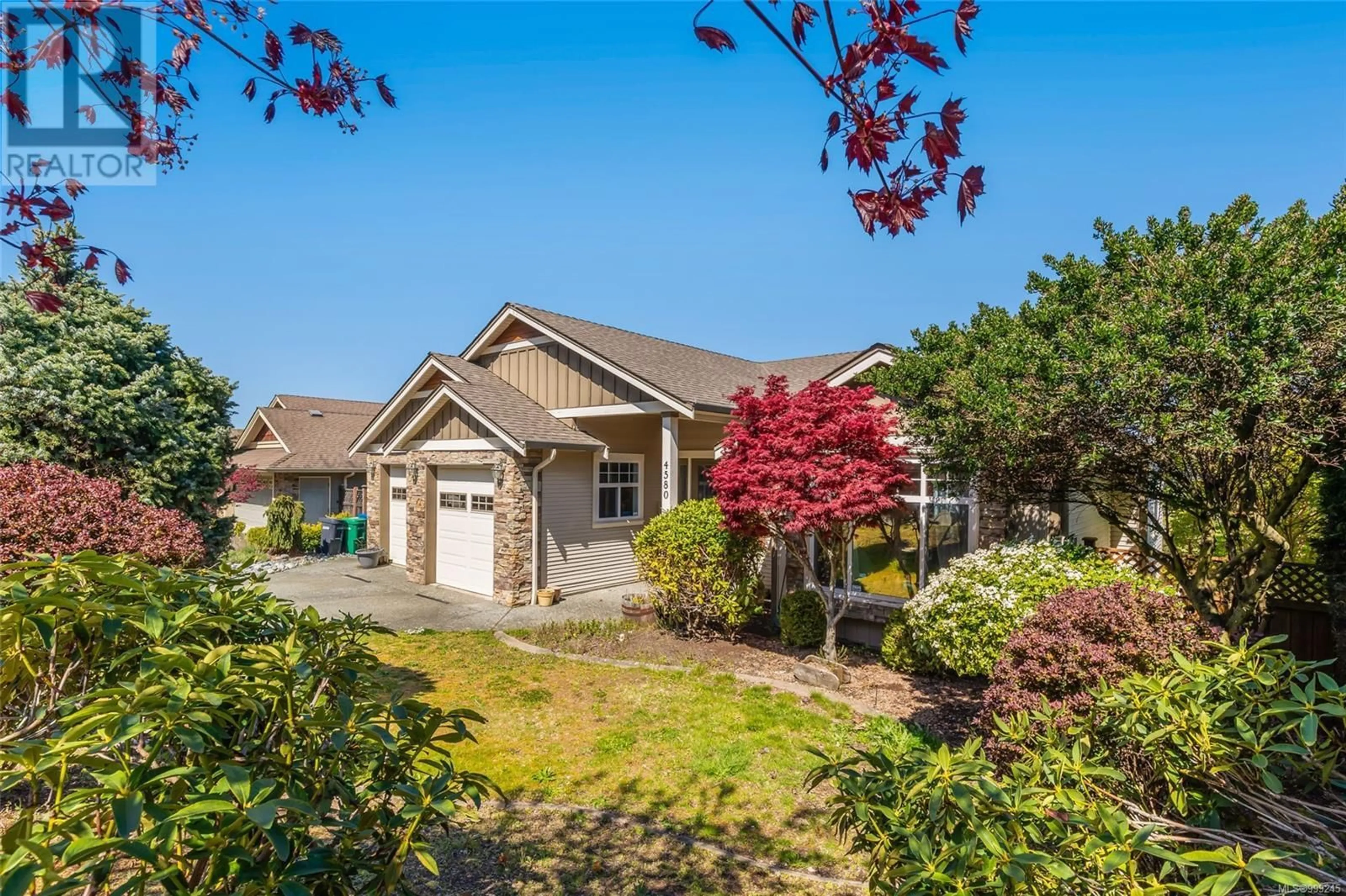 Home with vinyl exterior material, street for 4580 SHERIDAN RIDGE ROAD, Nanaimo British Columbia V9T6S6