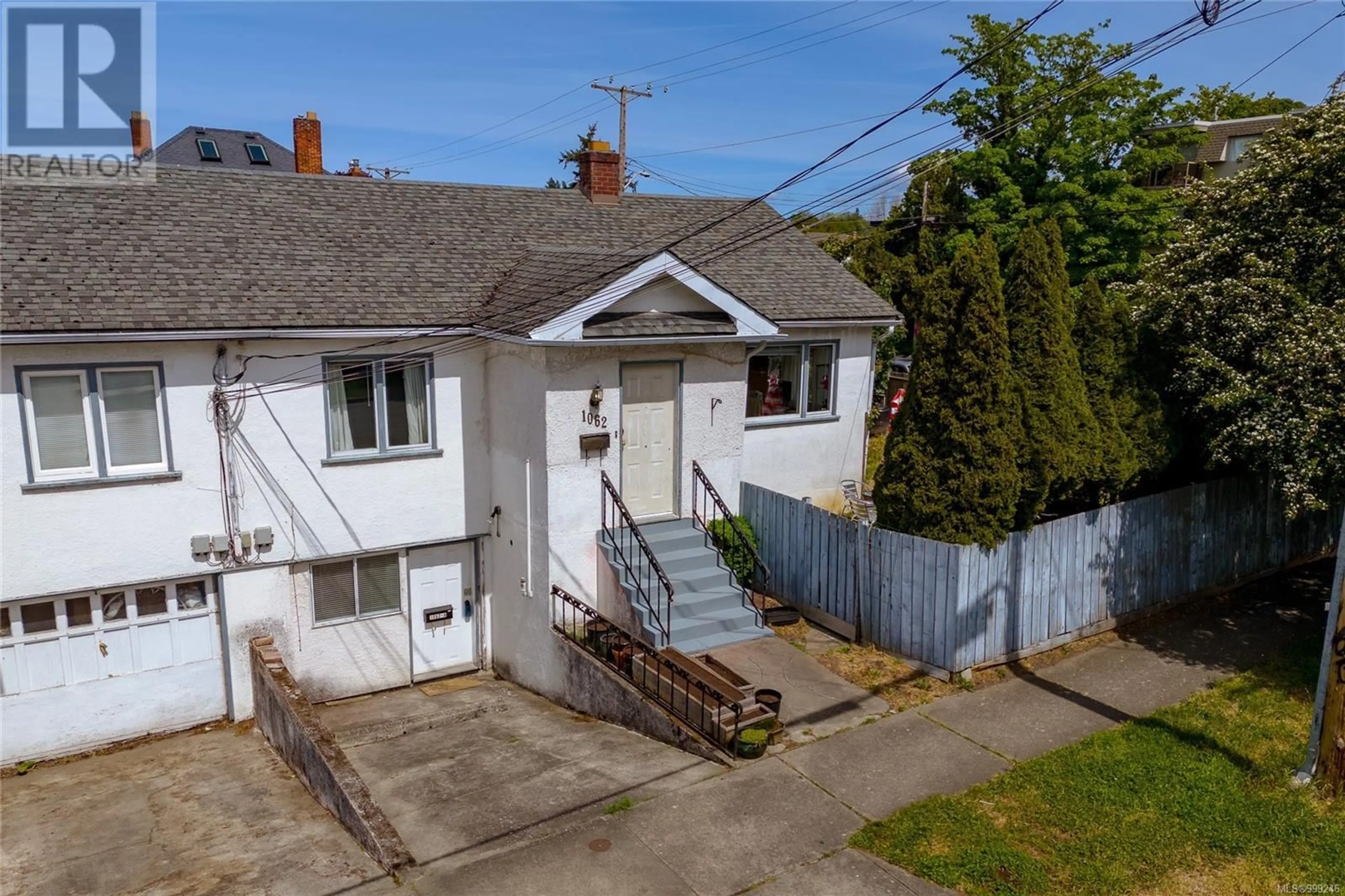 A pic from outside/outdoor area/front of a property/back of a property/a pic from drone, street for 1060+1062 QUEENS AVENUE, Victoria British Columbia V8T1M8