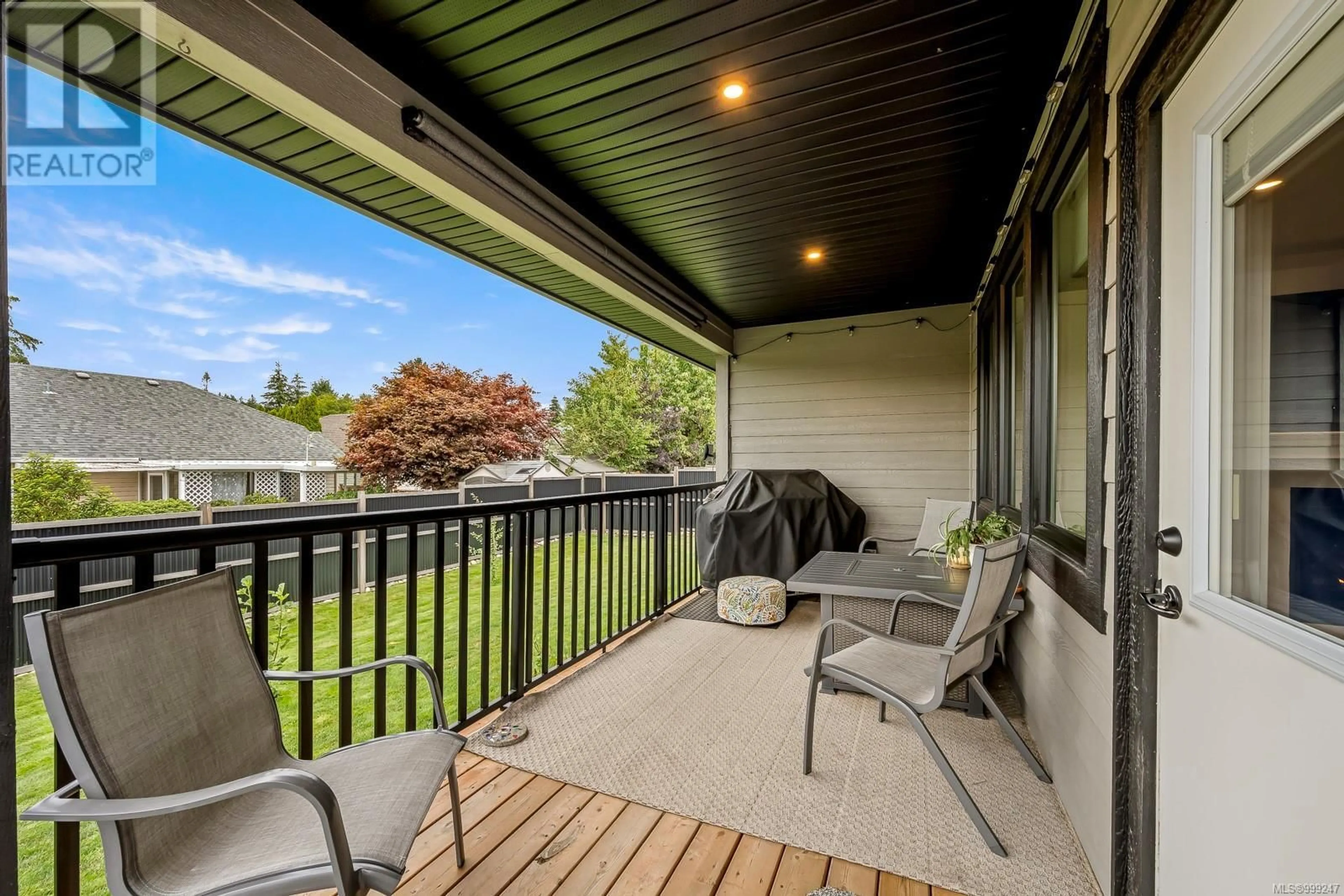 Patio, water/lake/river/ocean view for 739 BUSHBUCK DRIVE, Campbell River British Columbia V9W7X2