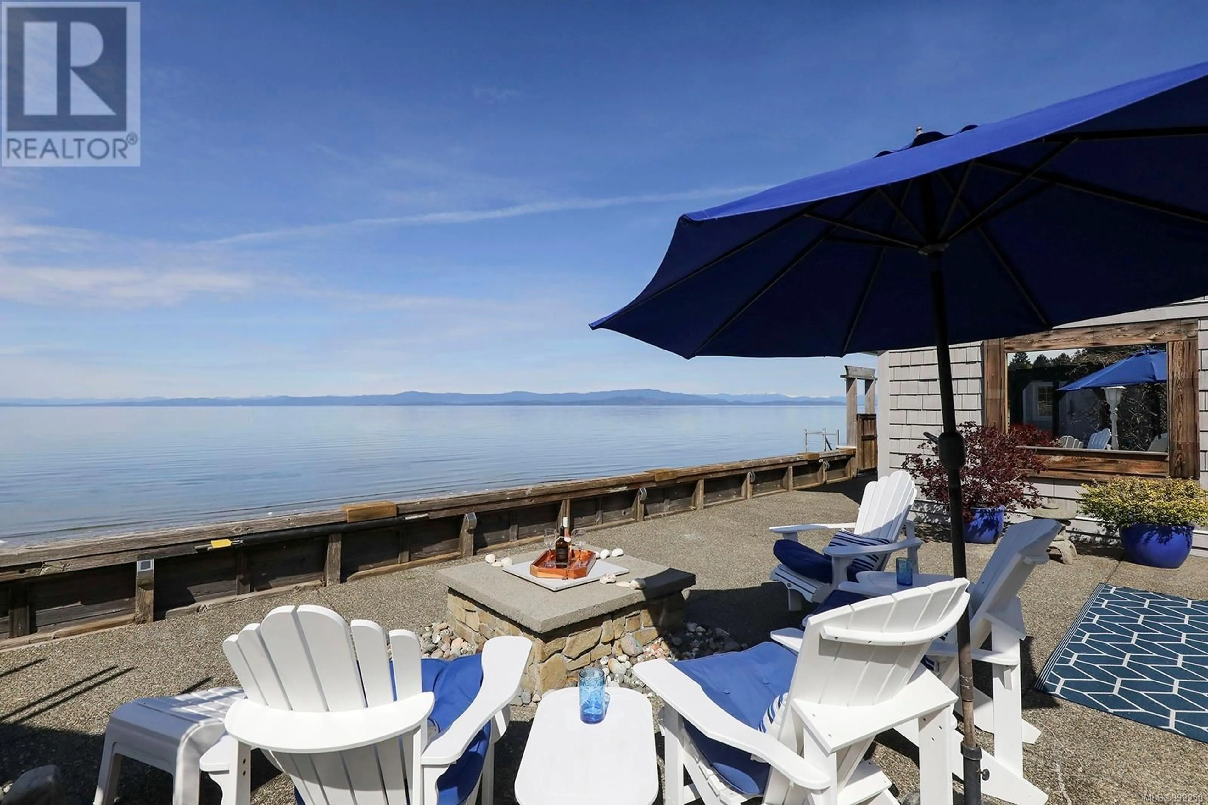 Patio, water/lake/river/ocean view for 2935 ISLAND HIGHWAY WEST, Qualicum Beach British Columbia V9K2H2