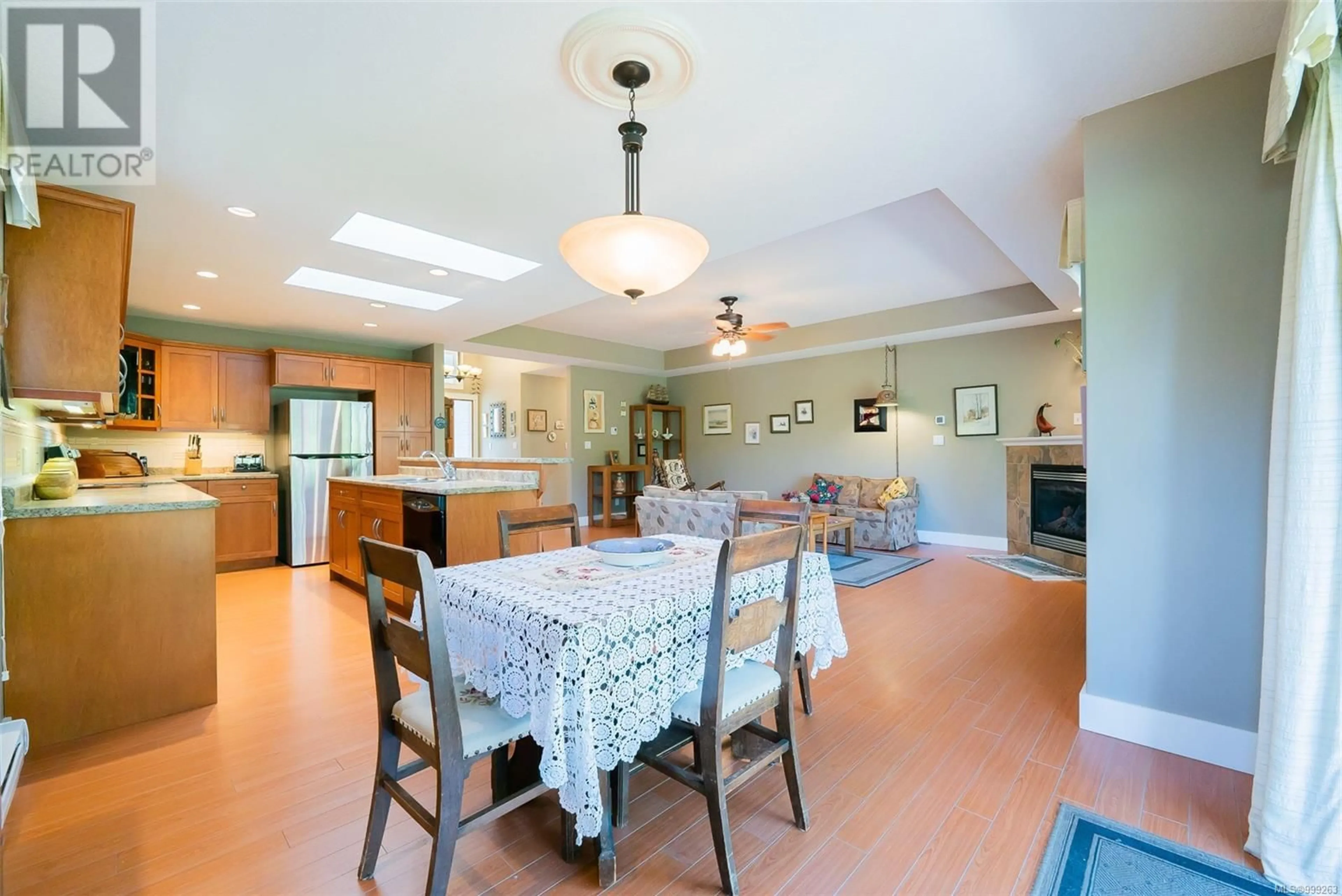 Dining room, ceramic/tile floor for 2324 DODDS ROAD, Nanaimo British Columbia V9X1Y3