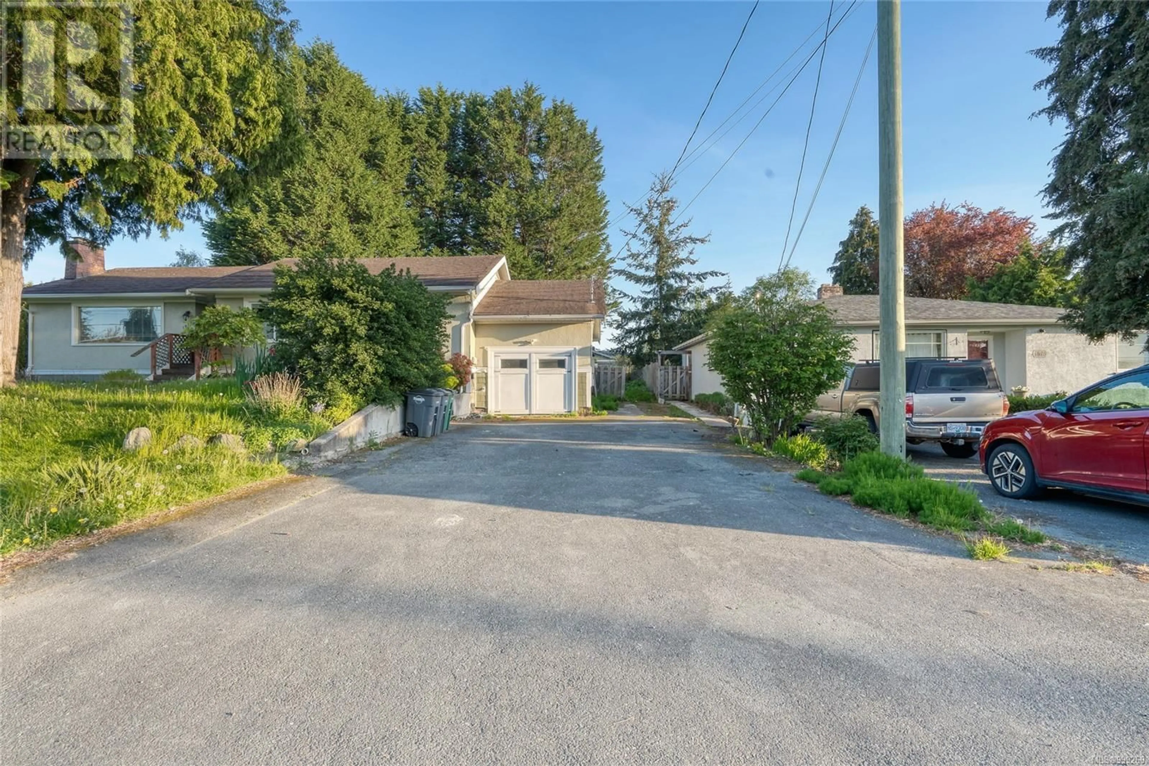 Unknown for 1679 CEDAR AVENUE, Saanich British Columbia V8P1X1