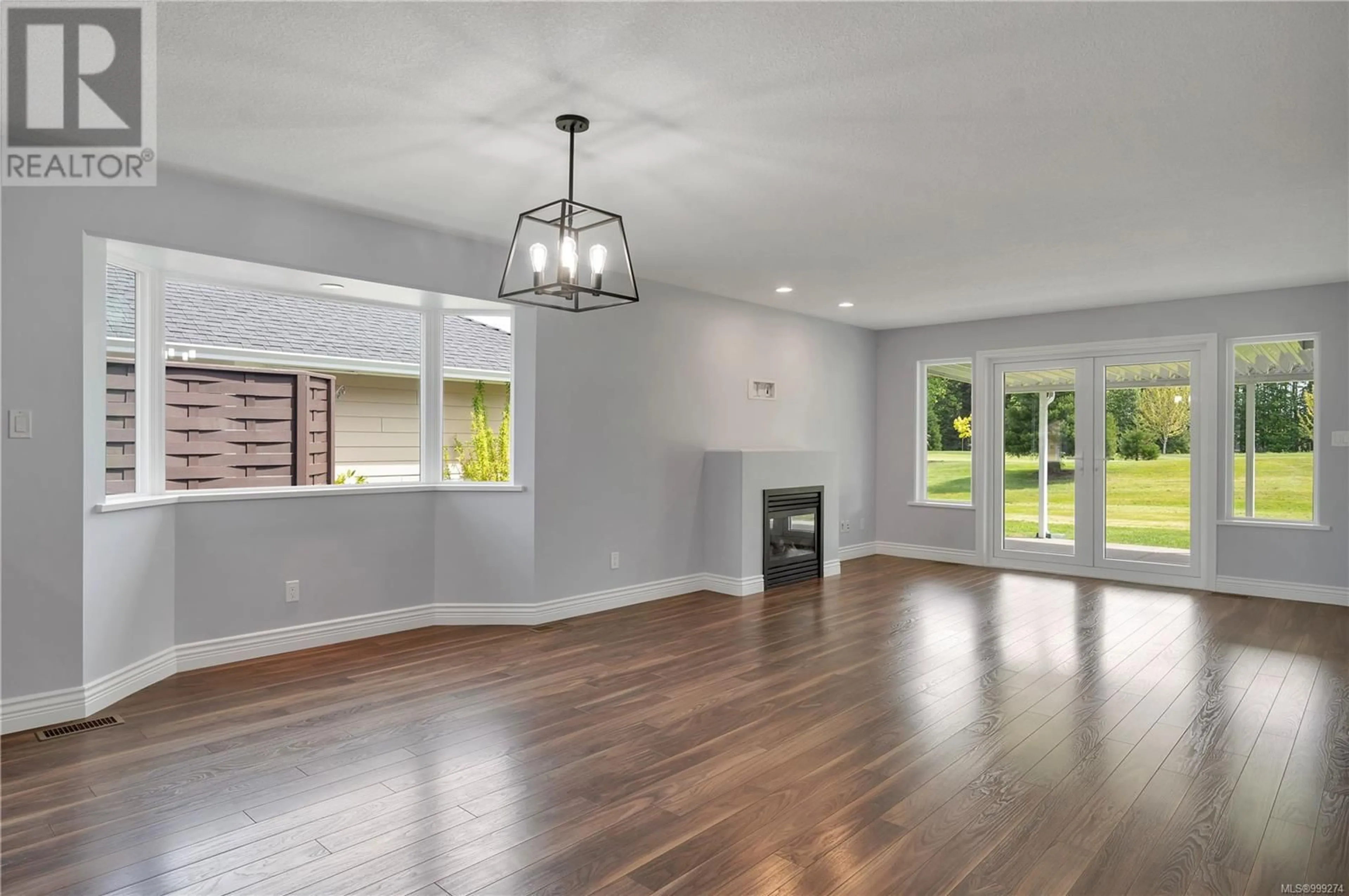 A pic of a room for 65 - 2006 SIERRA DRIVE, Campbell River British Columbia V9H1V6
