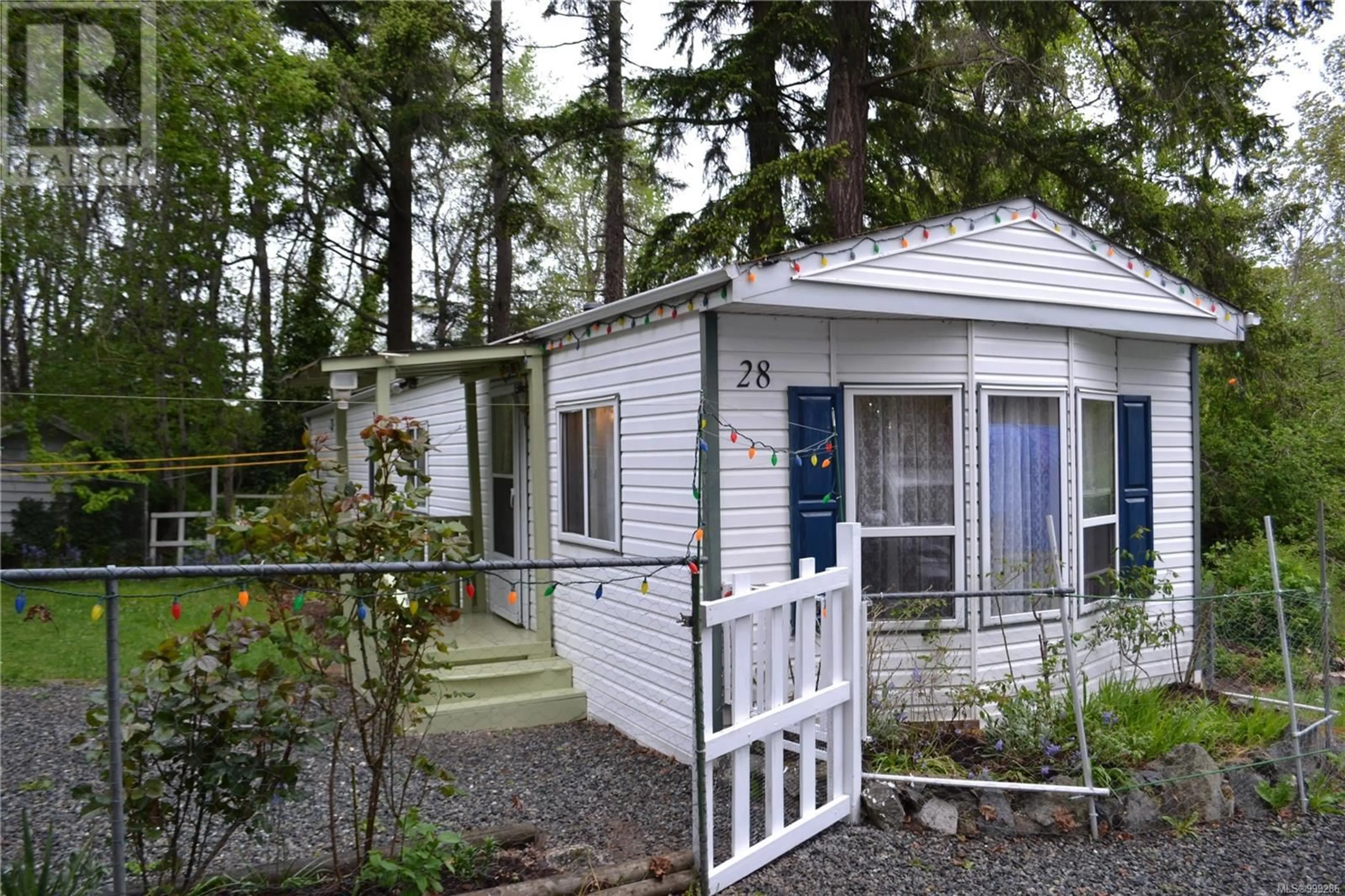 Unknown for 28 - 1201 CRAIGFLOWER ROAD, View Royal British Columbia V9A2X9