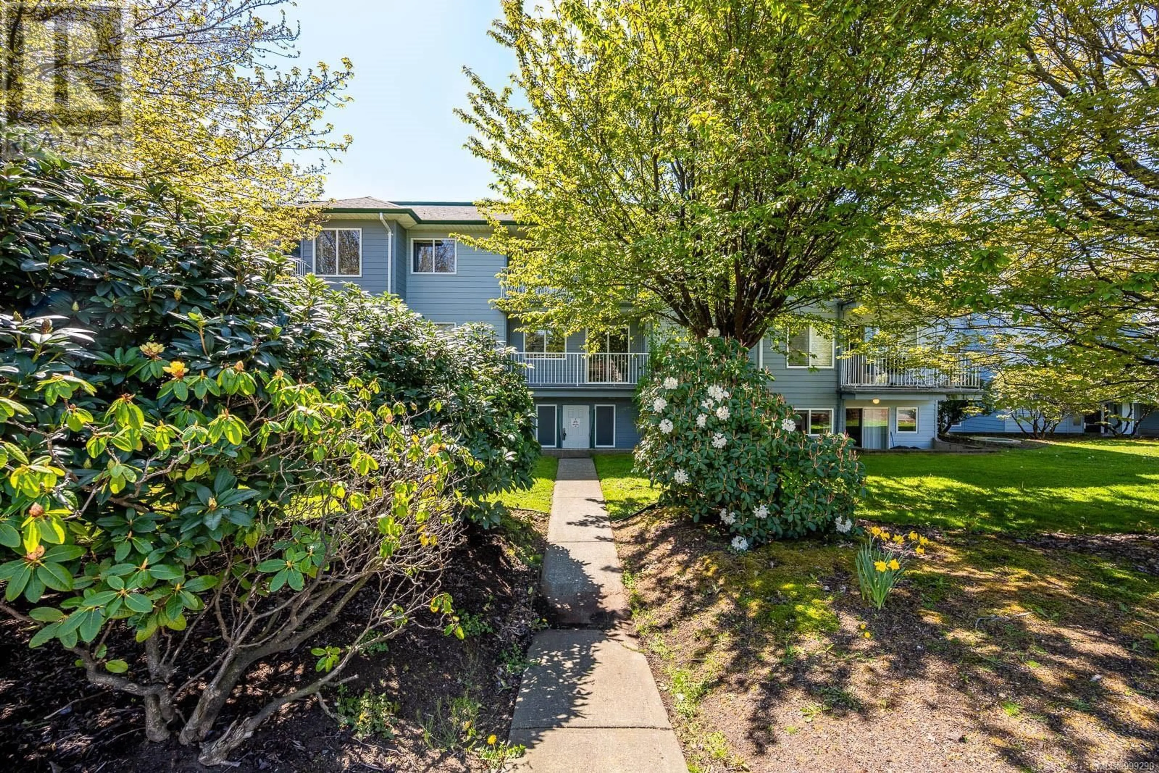 Patio, street for 101B - 698 ASPEN ROAD, Comox British Columbia V9M3S9