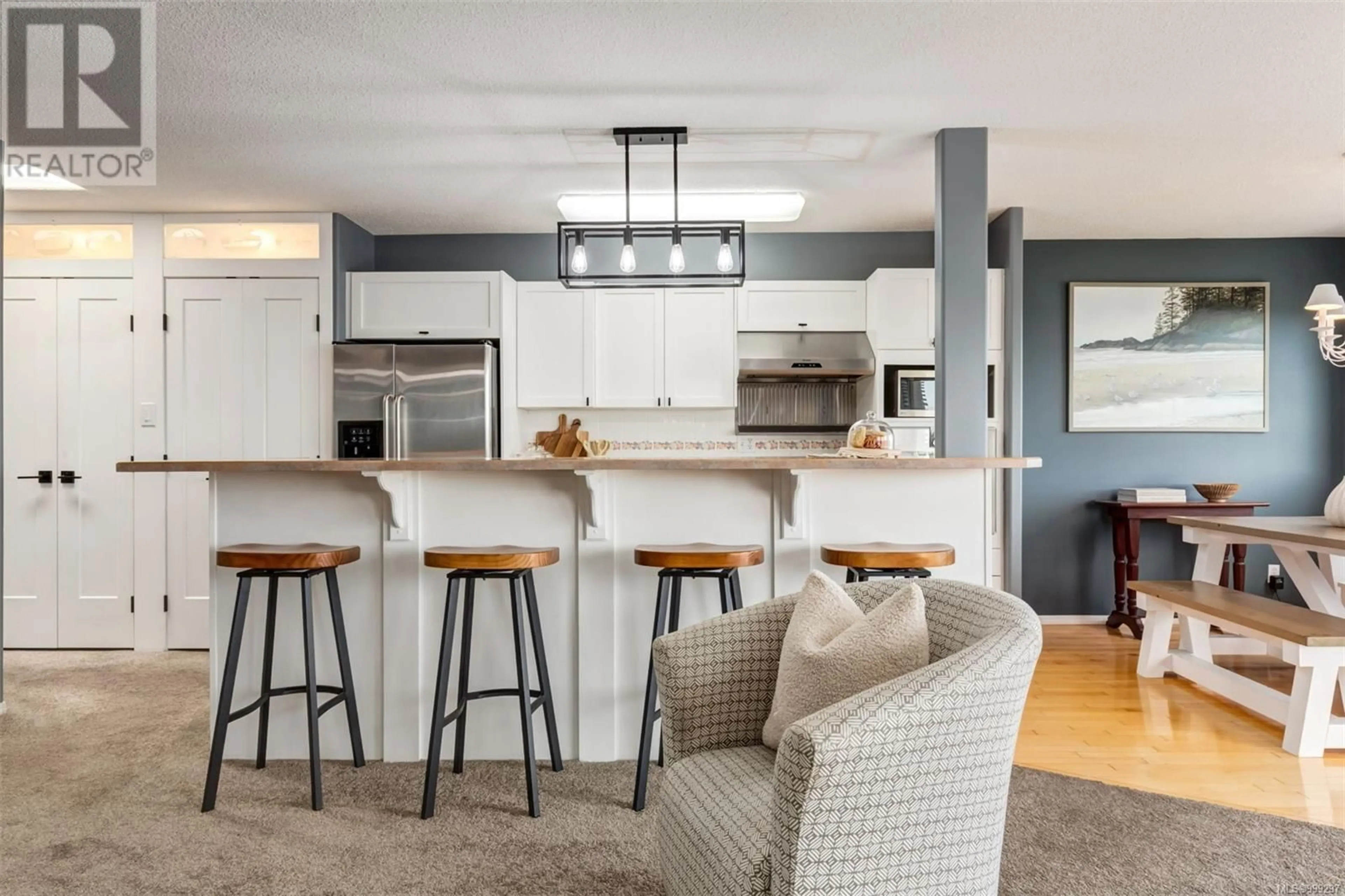 Open concept kitchen, unknown for 402 - 55 DAWES STREET, Nanaimo British Columbia V9S1A2