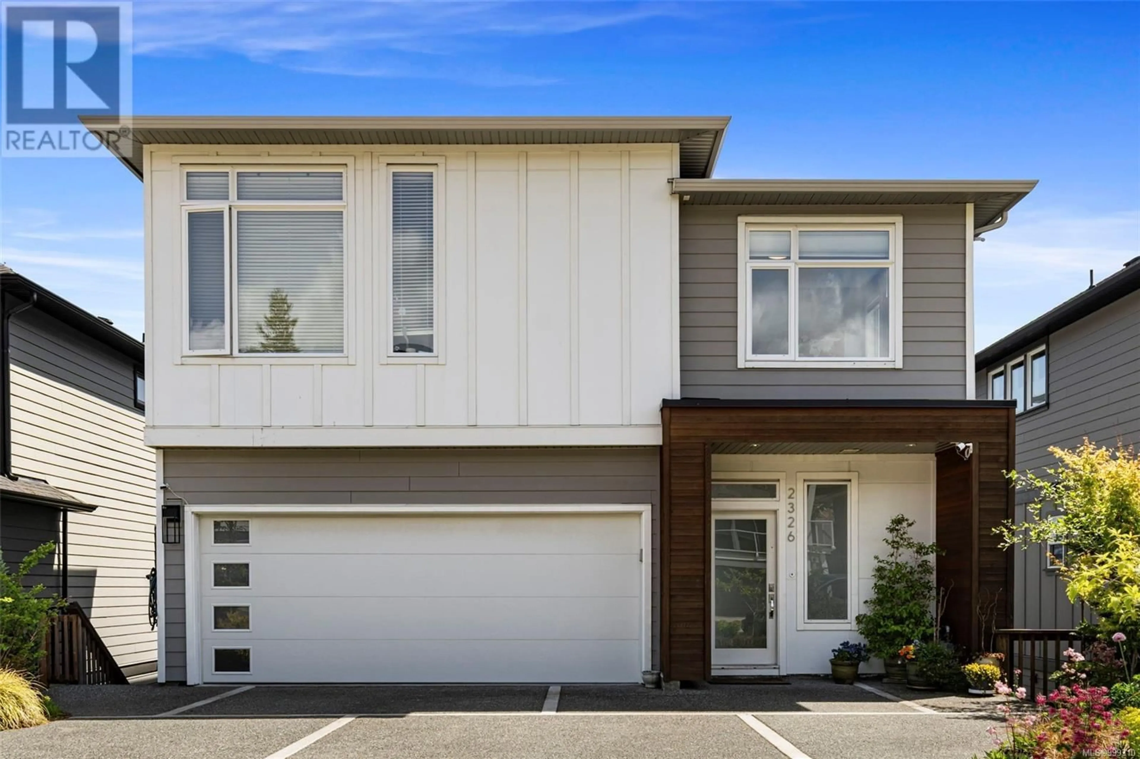 Home with vinyl exterior material, street for 2326 AZURITE CRESCENT, Langford British Columbia V9B0T9