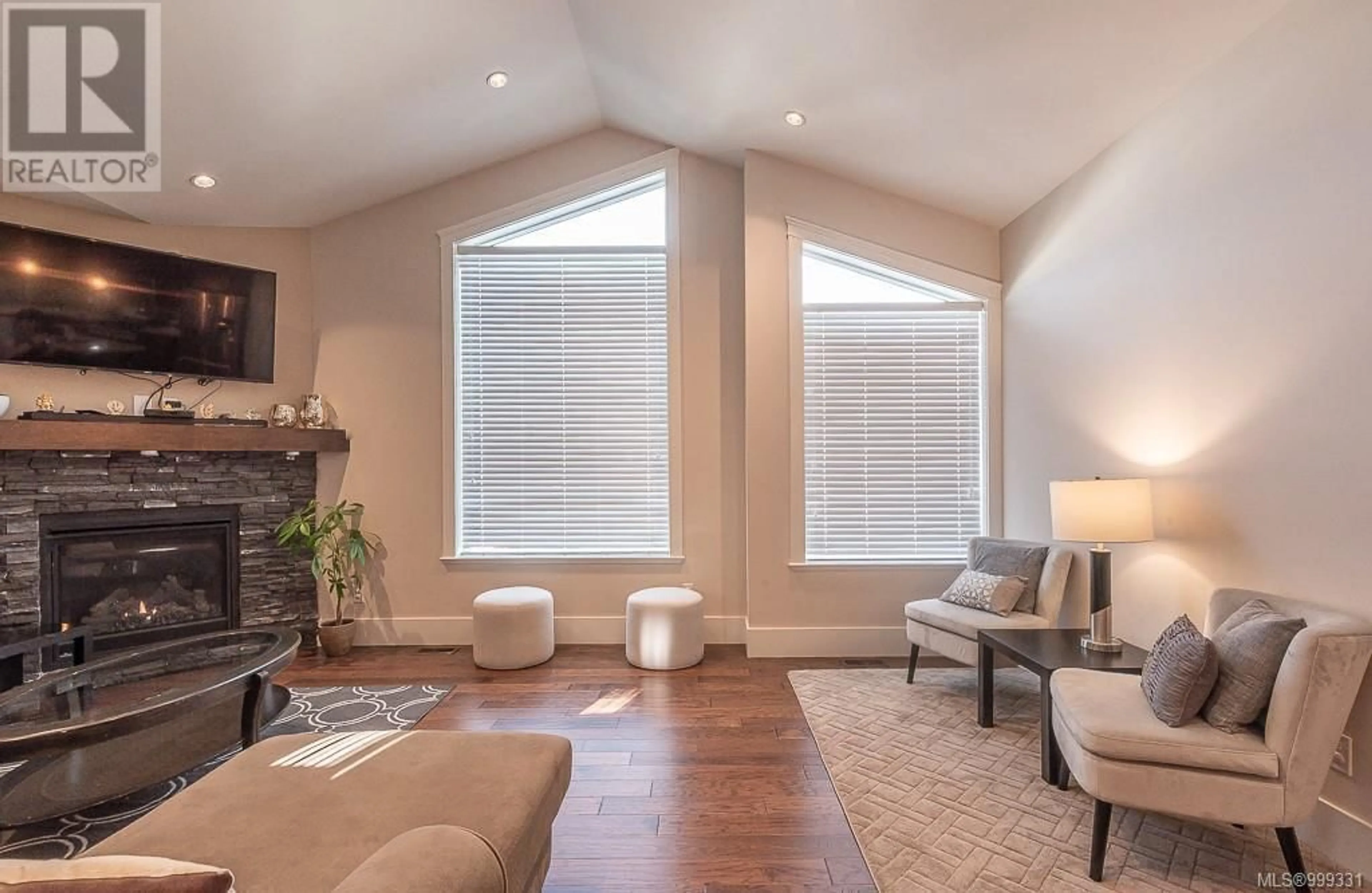 Living room with furniture, unknown for 101 LINDQUIST STREET, Nanaimo British Columbia V9T0K2