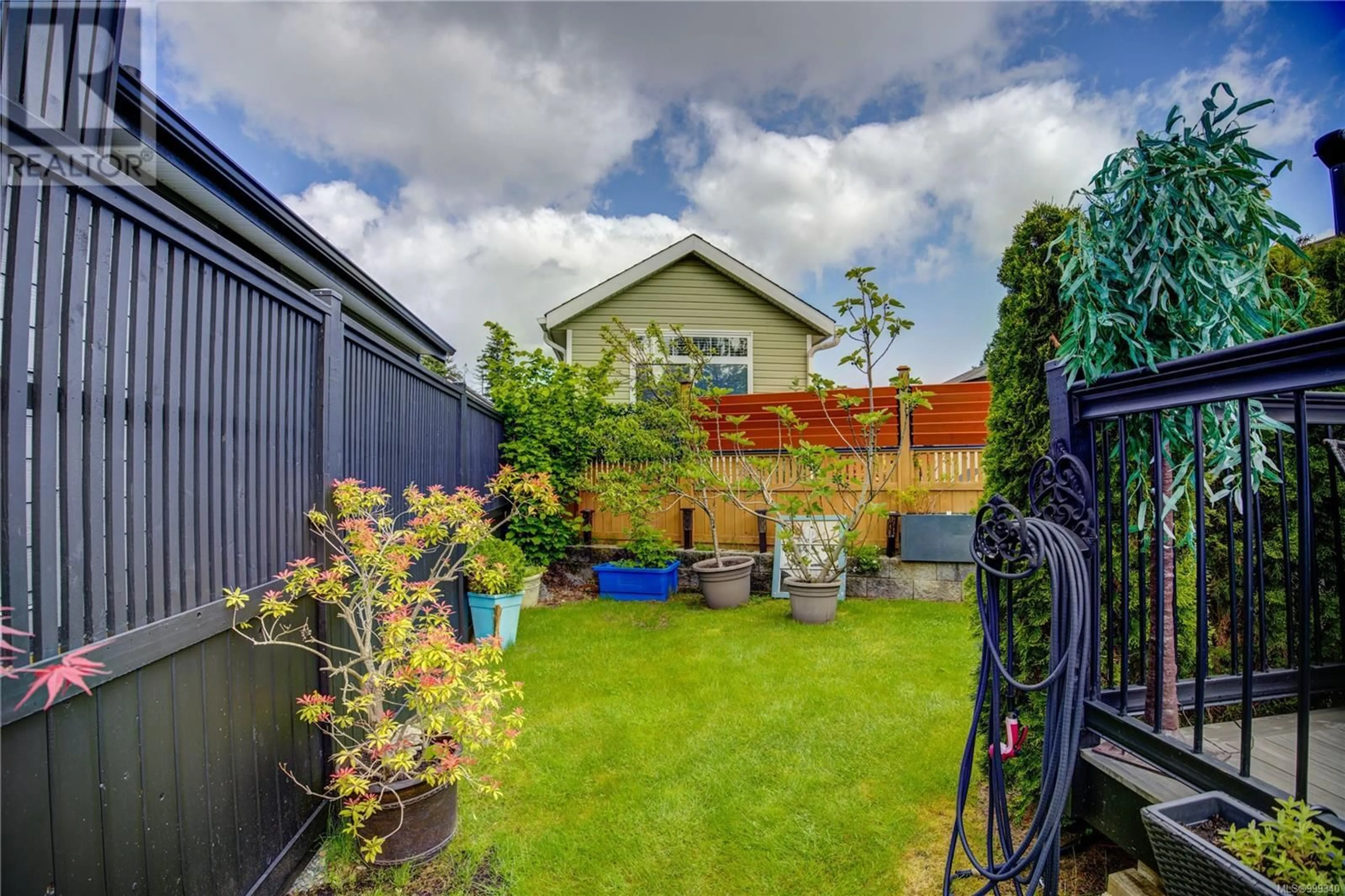 Shed for 2115 HENDERSON LAKE WAY, Nanaimo British Columbia V9R6X7