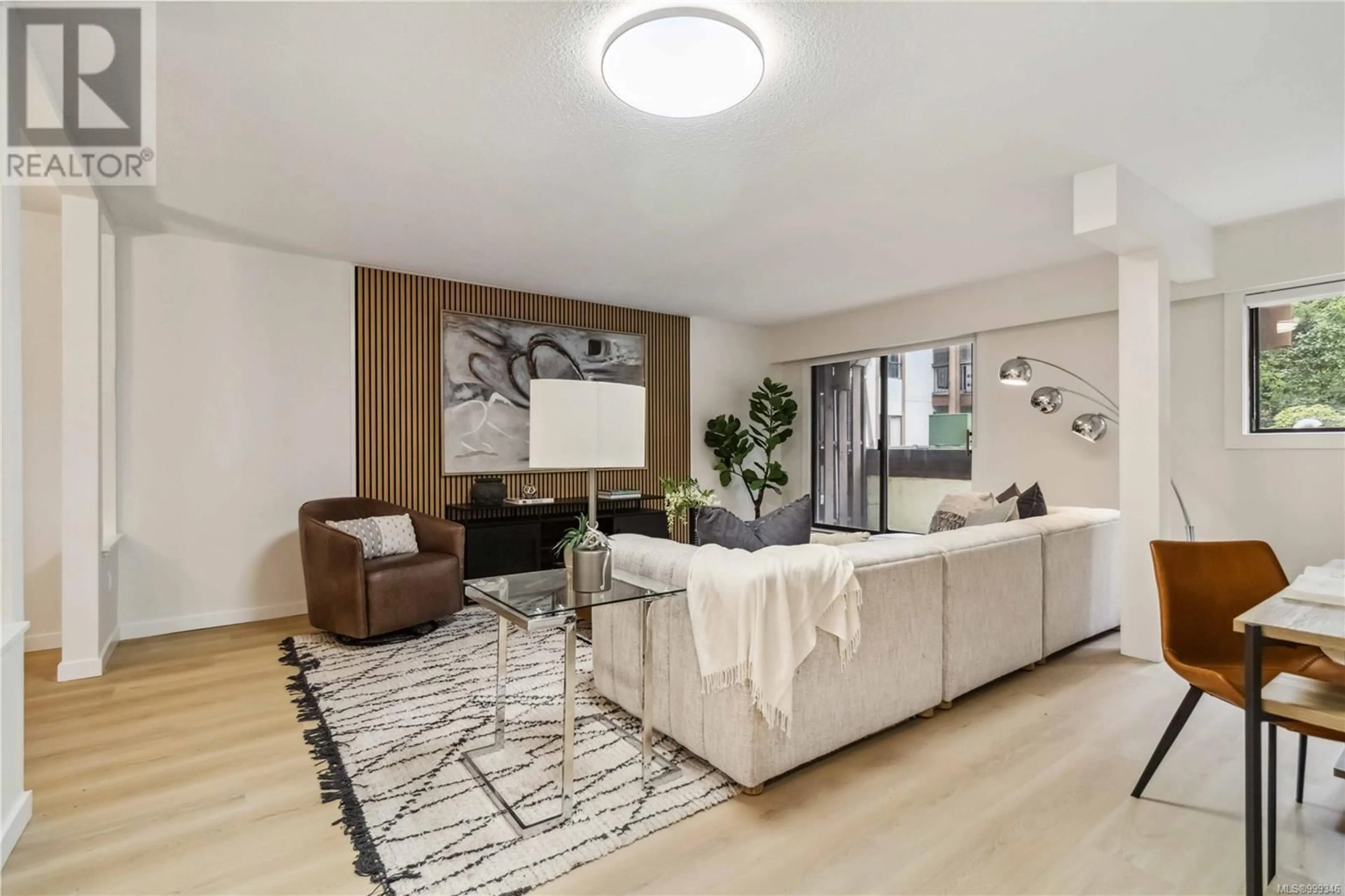 Living room with furniture, unknown for 206 - 1005 MCKENZIE AVENUE, Saanich British Columbia V8X4A9