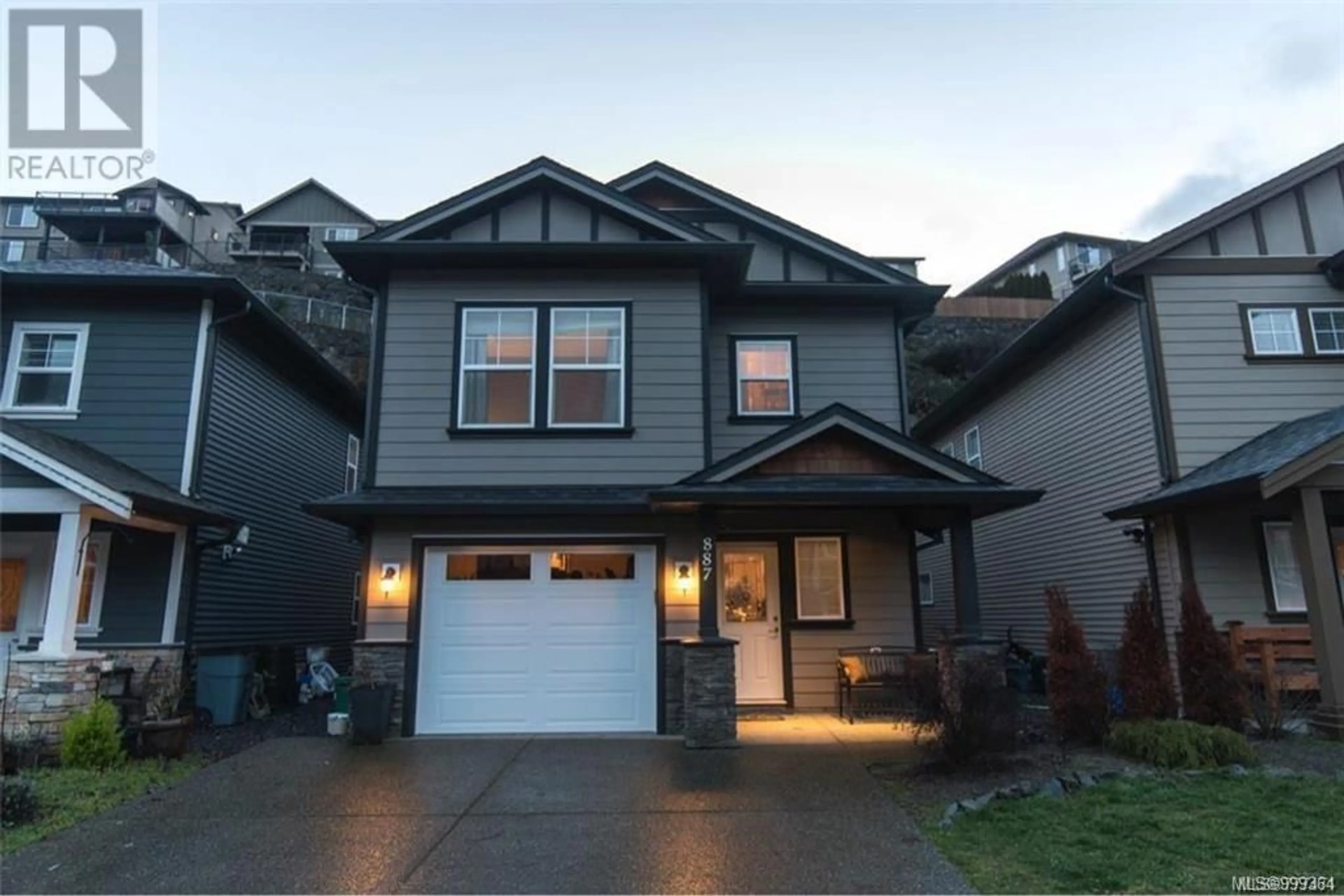 Home with vinyl exterior material, street for 887 WILD RIDGE WAY, Langford British Columbia V9C0H1