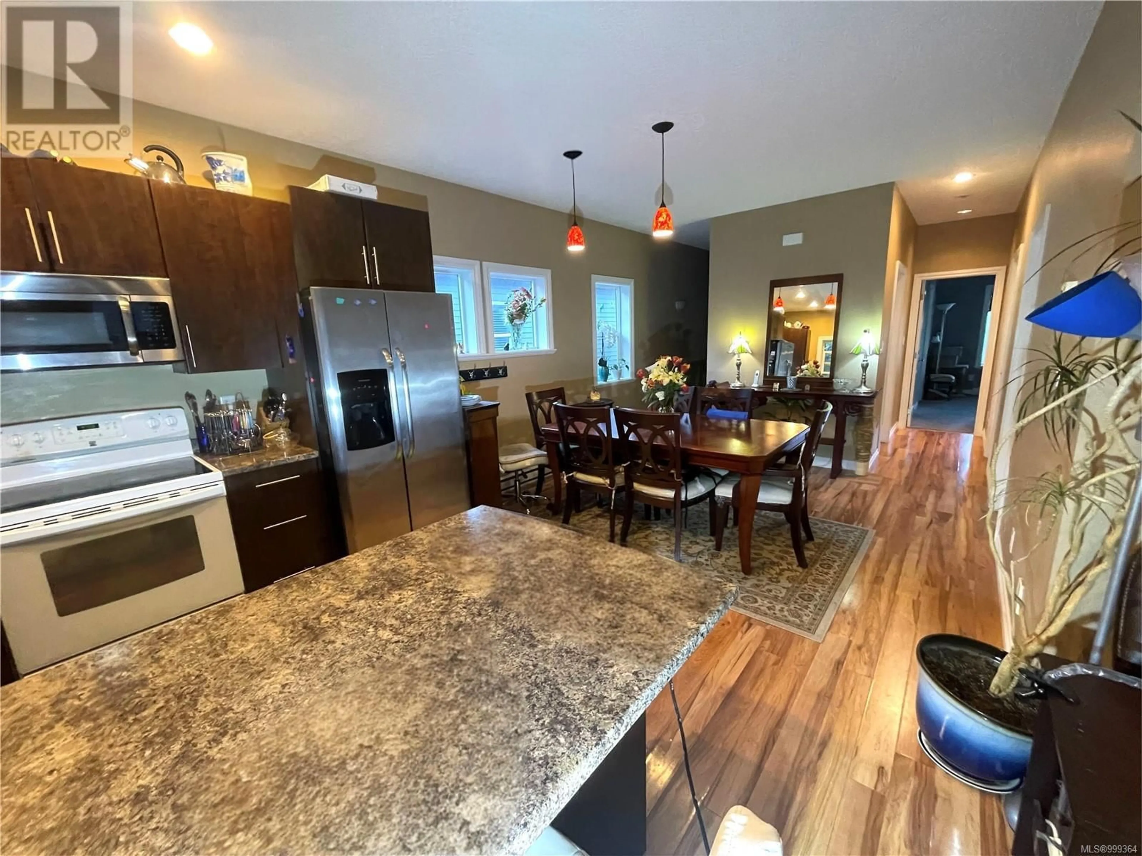 Open concept kitchen, unknown for 887 WILD RIDGE WAY, Langford British Columbia V9C0H1
