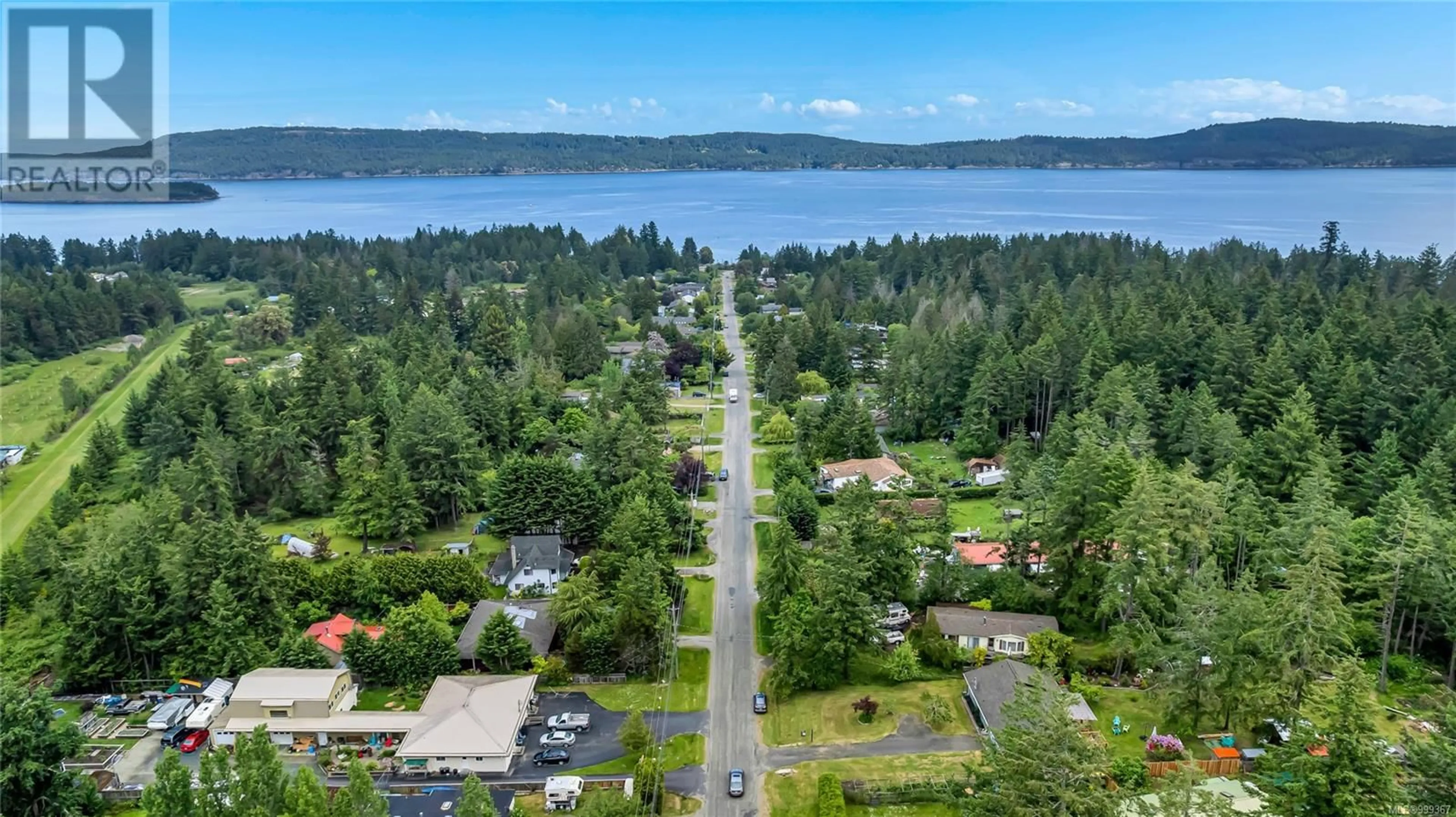 A pic from outside/outdoor area/front of a property/back of a property/a pic from drone, water/lake/river/ocean view for 157 MALIVIEW DRIVE, Salt Spring British Columbia V8K1B8
