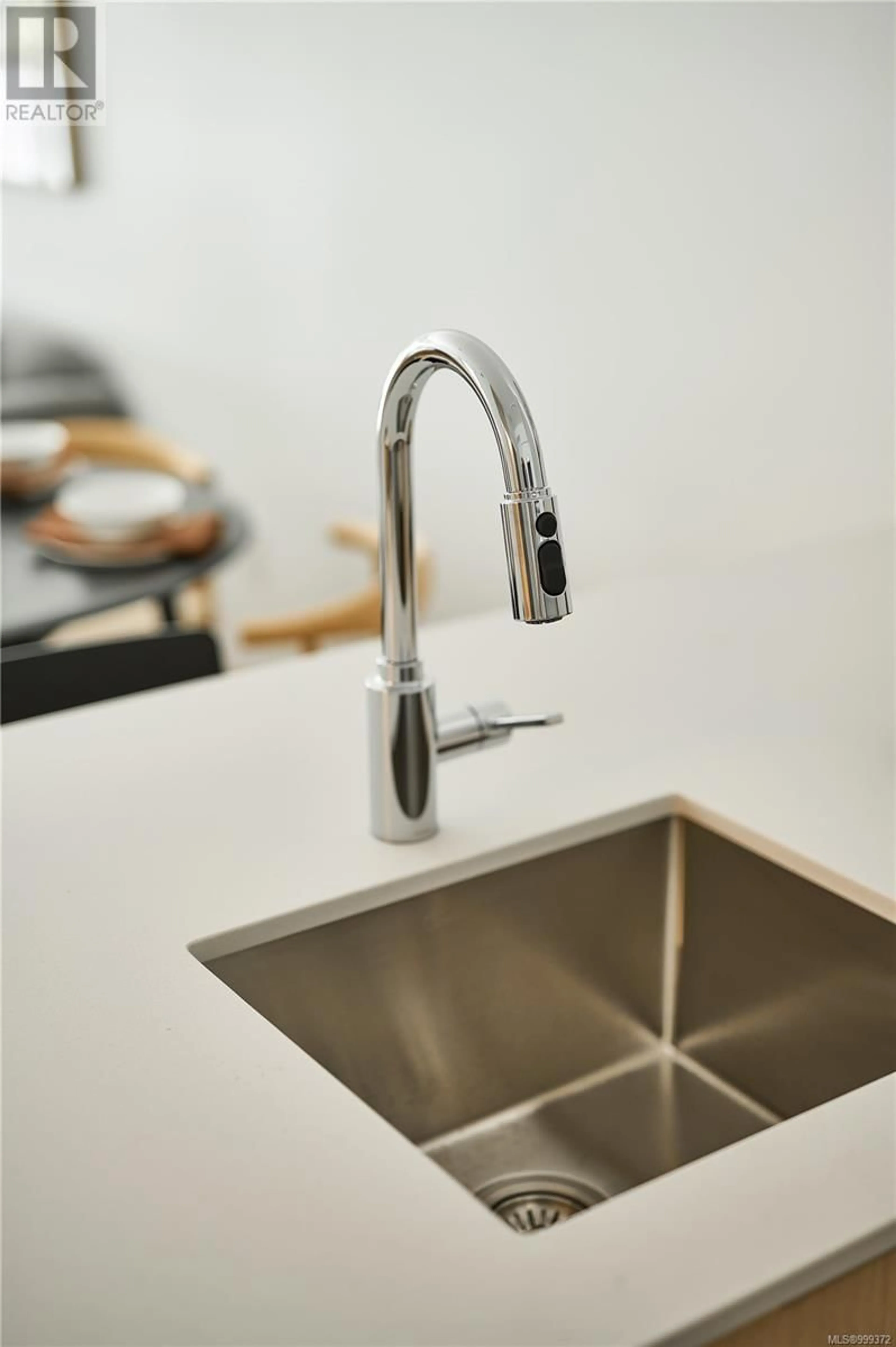 Contemporary kitchen, unknown for 310 - 1115 JOHNSON STREET, Victoria British Columbia V8V3M9