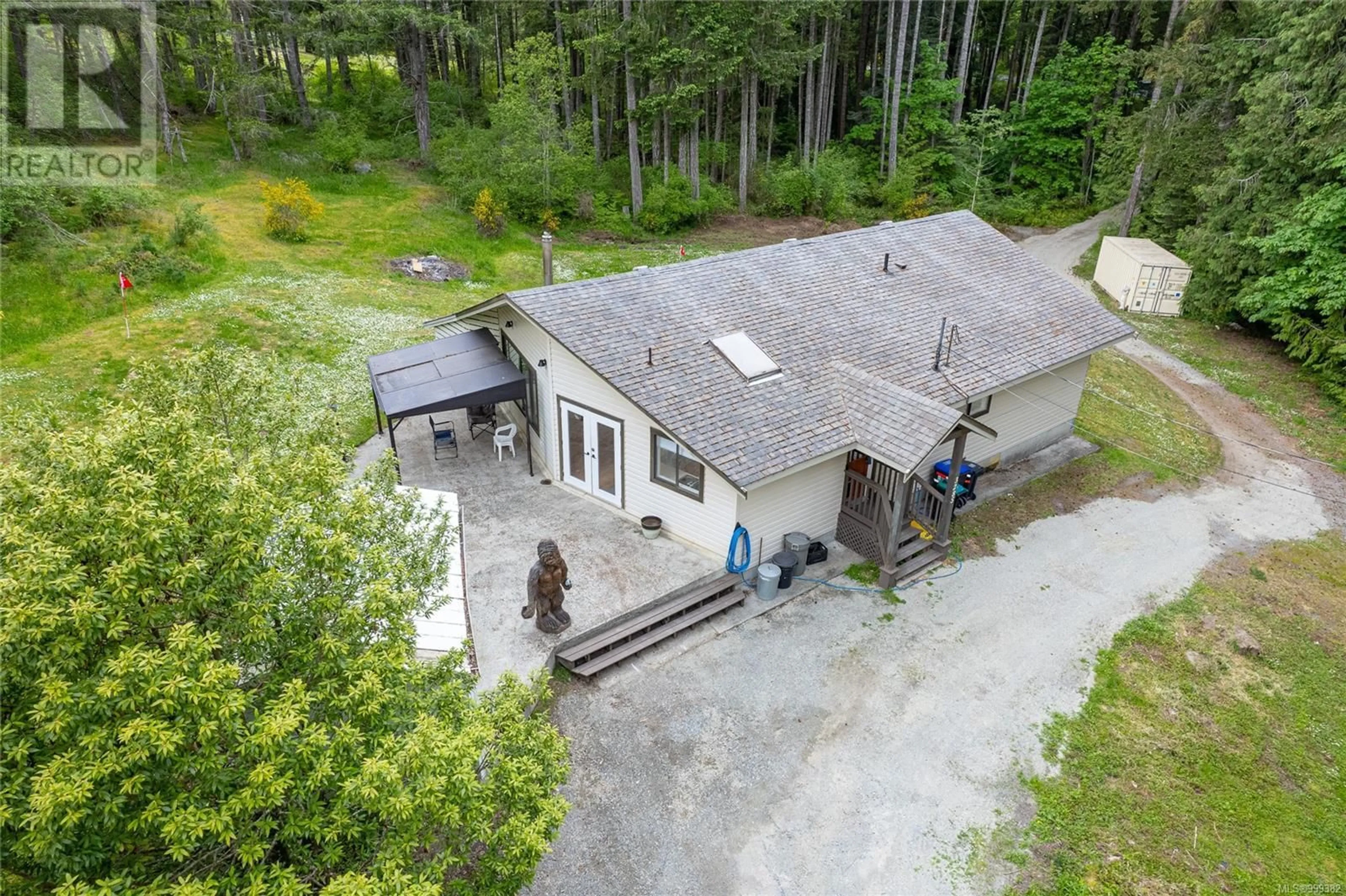 A pic from outside/outdoor area/front of a property/back of a property/a pic from drone, unknown for 3285 DECOURCY DRIVE, Nanaimo British Columbia V9G1E2