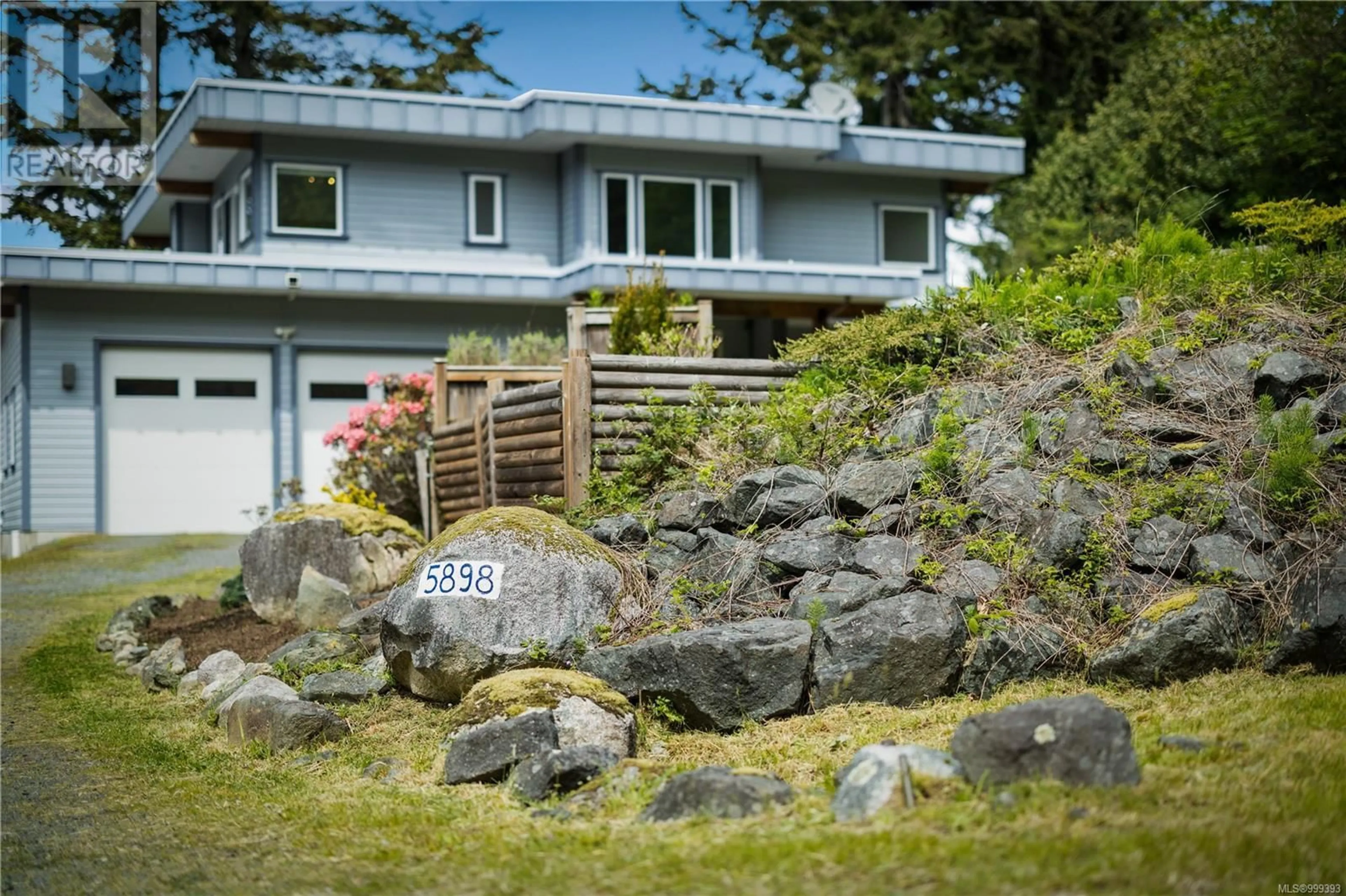 A pic from outside/outdoor area/front of a property/back of a property/a pic from drone, water/lake/river/ocean view for 5898 RACE POINT ROAD, Campbell River British Columbia V9H1N7
