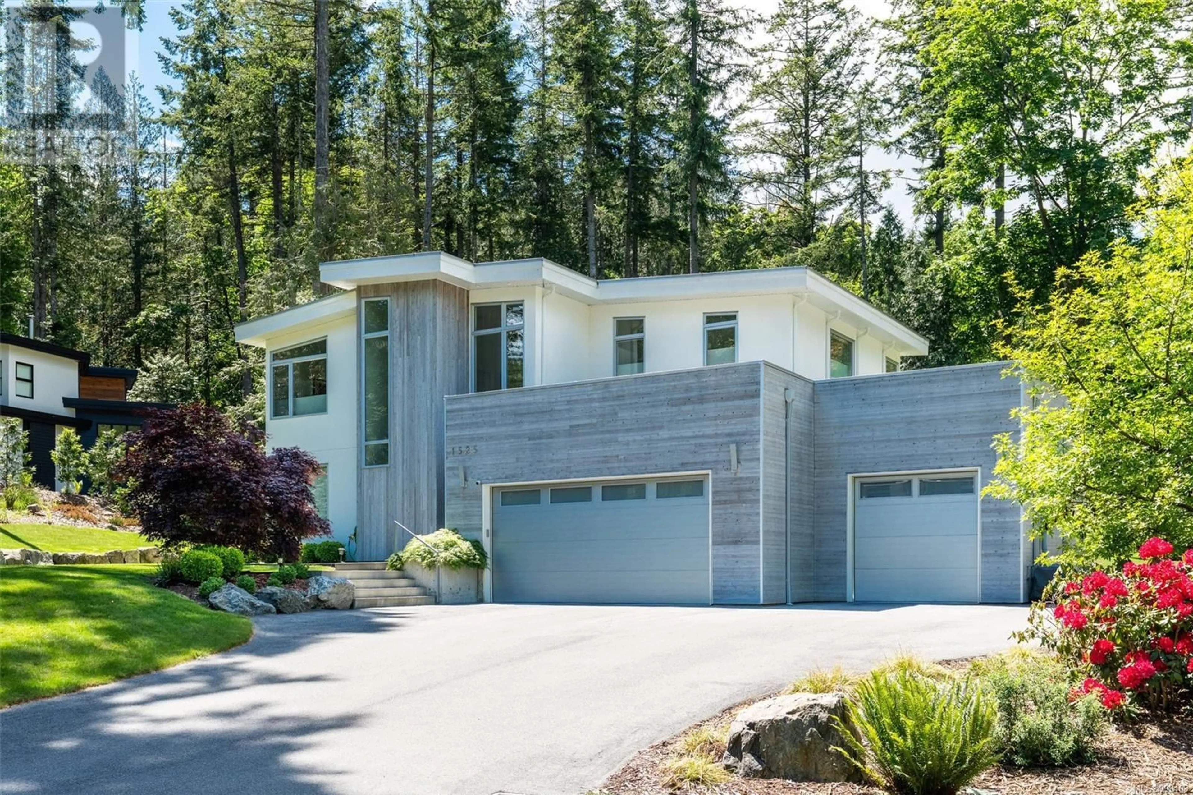 Home with vinyl exterior material, unknown for 1525 EAGLE WAY, North Saanich British Columbia V8L5S3