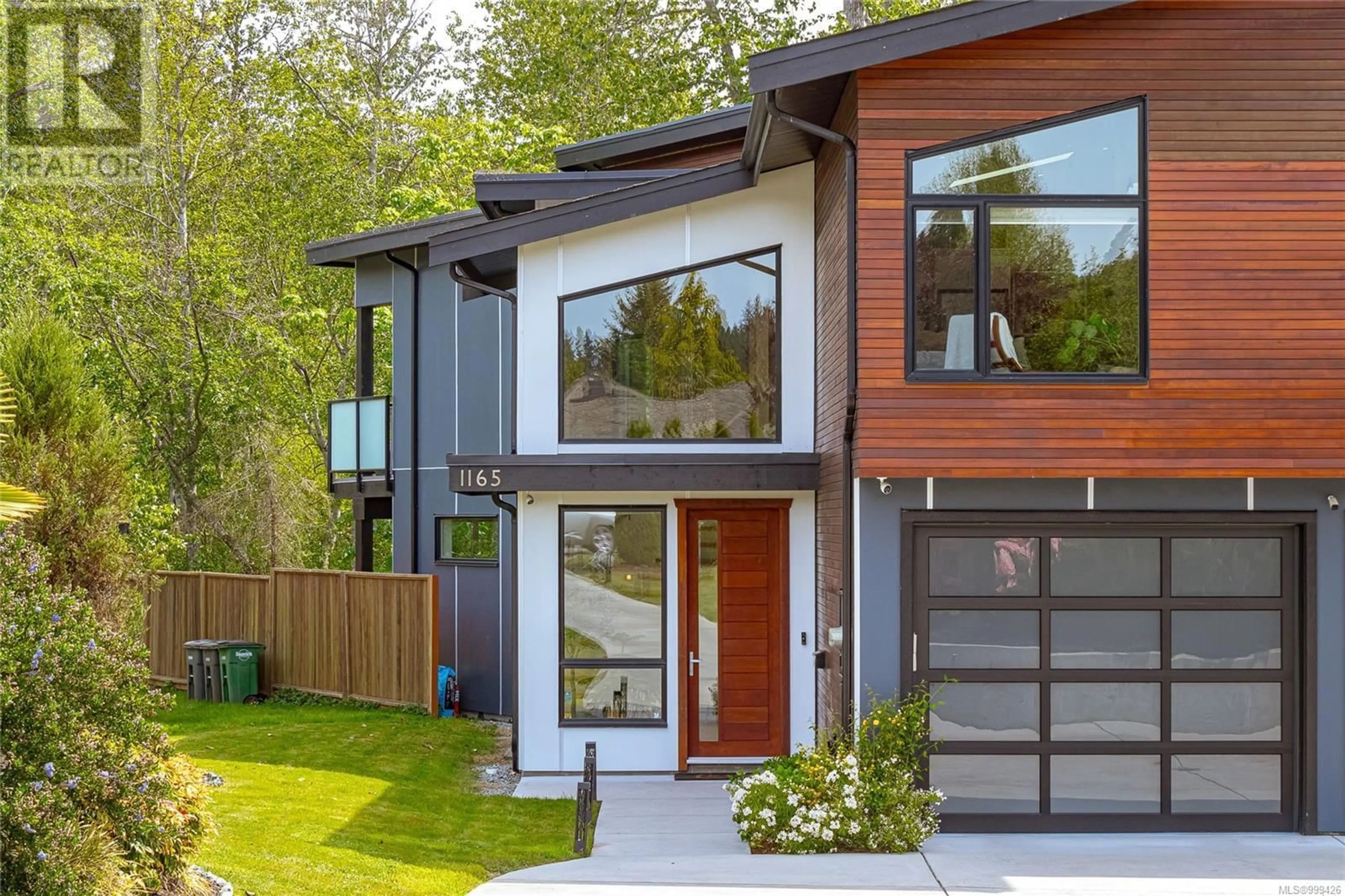 Home with brick exterior material, street for 1165 ROYAL OAK DRIVE, Saanich British Columbia V8X3T7