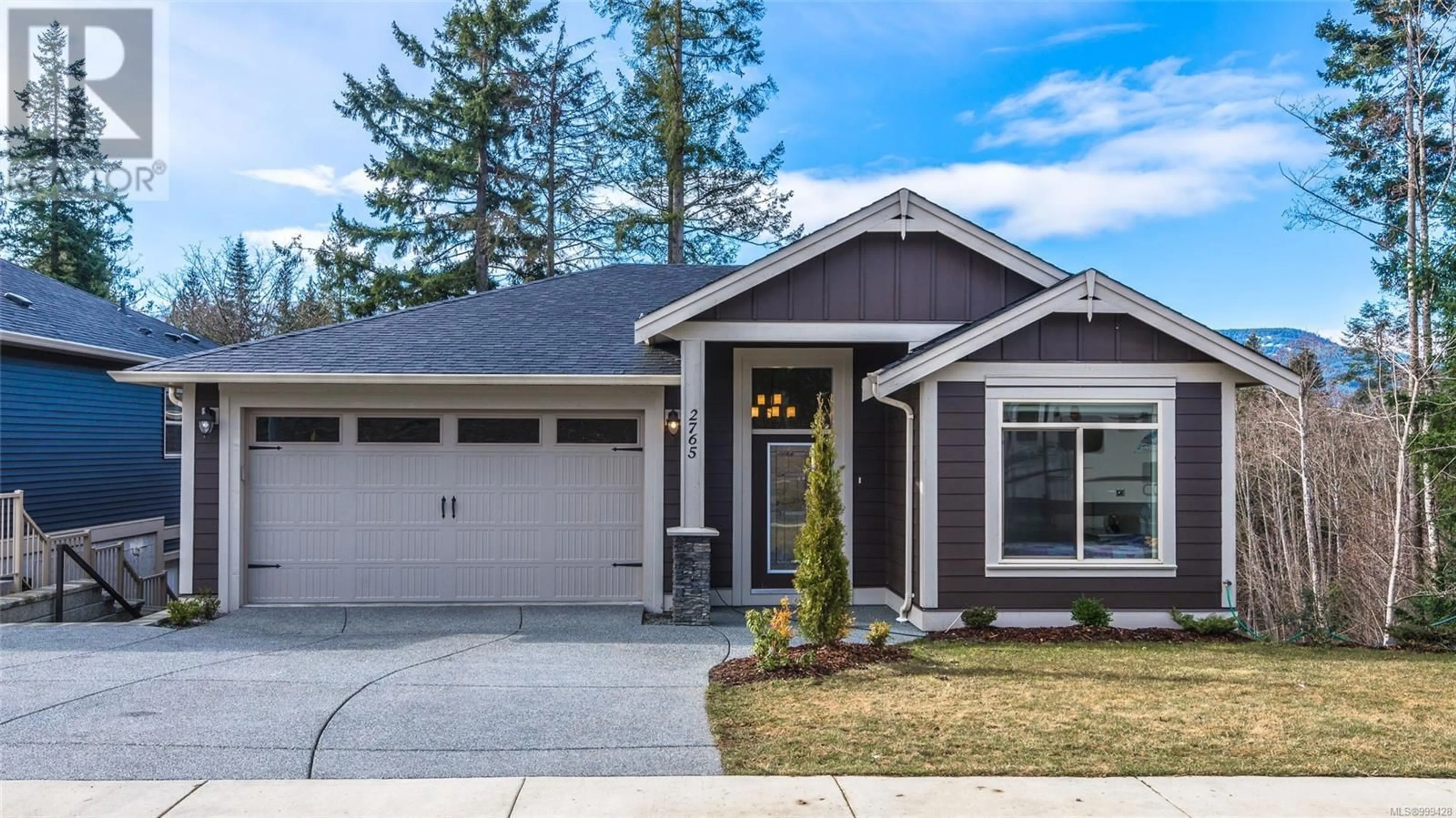 Home with vinyl exterior material, street for 2765 HORTH ROAD, Nanaimo British Columbia V9T5P5