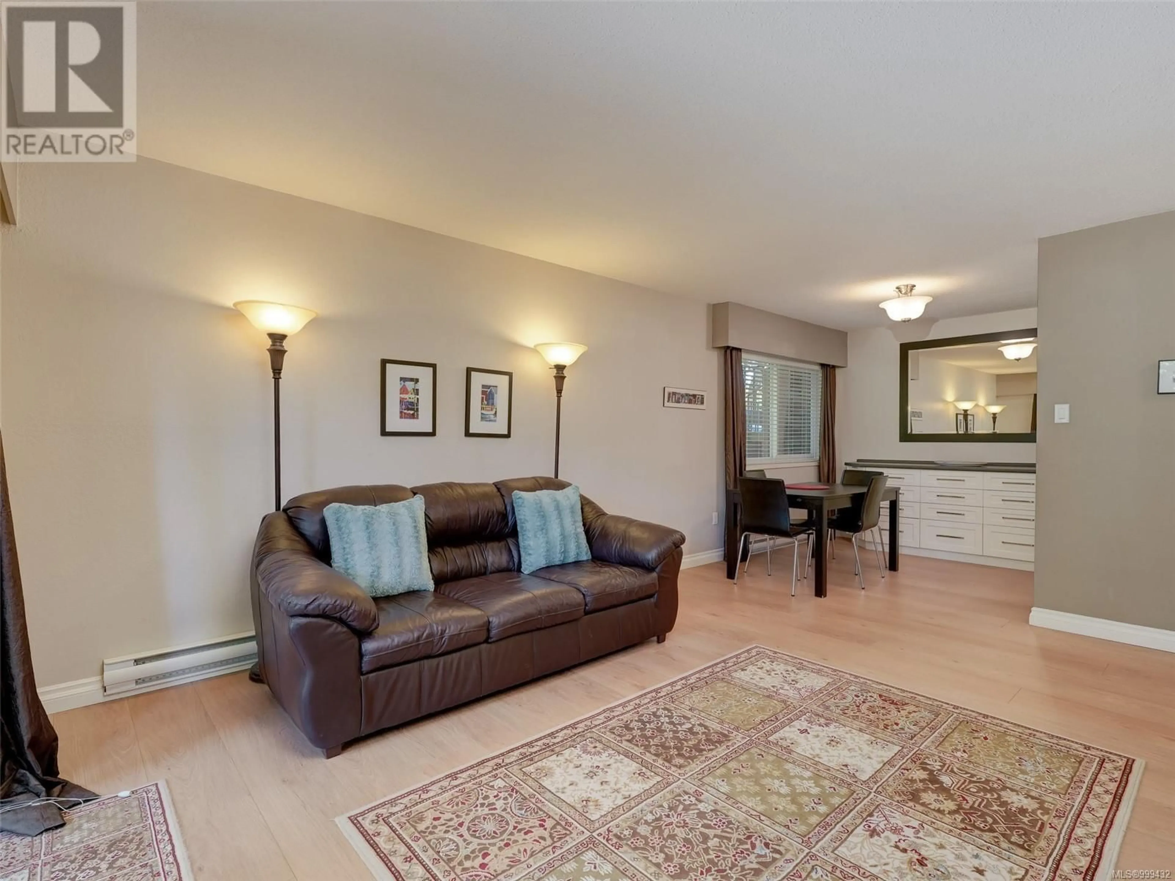 Living room with furniture, unknown for 106 - 1101 HILDA STREET, Victoria British Columbia V8V4T2