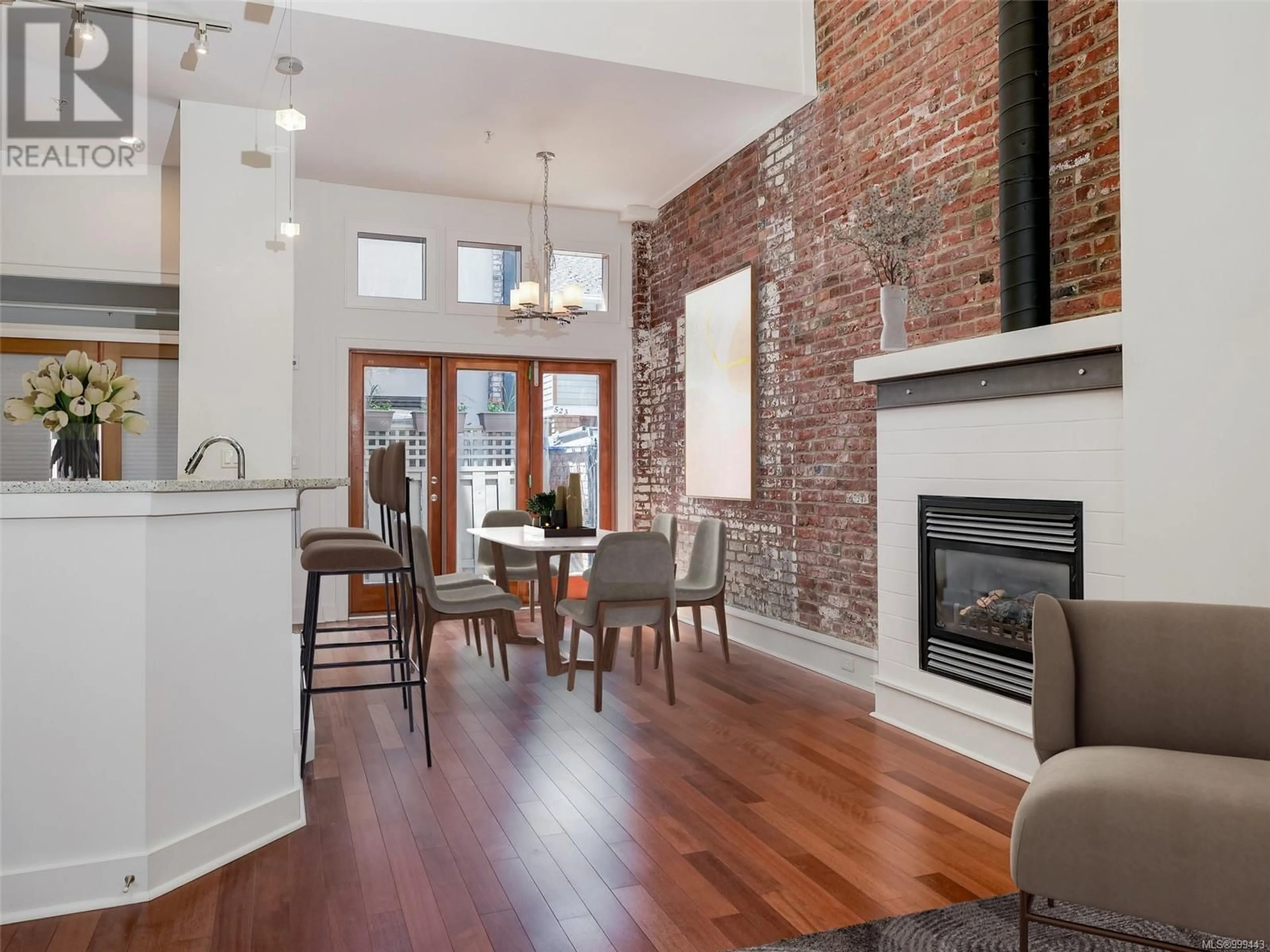 Unknown for 4 - 440 PARRY STREET, Victoria British Columbia V8V2H7