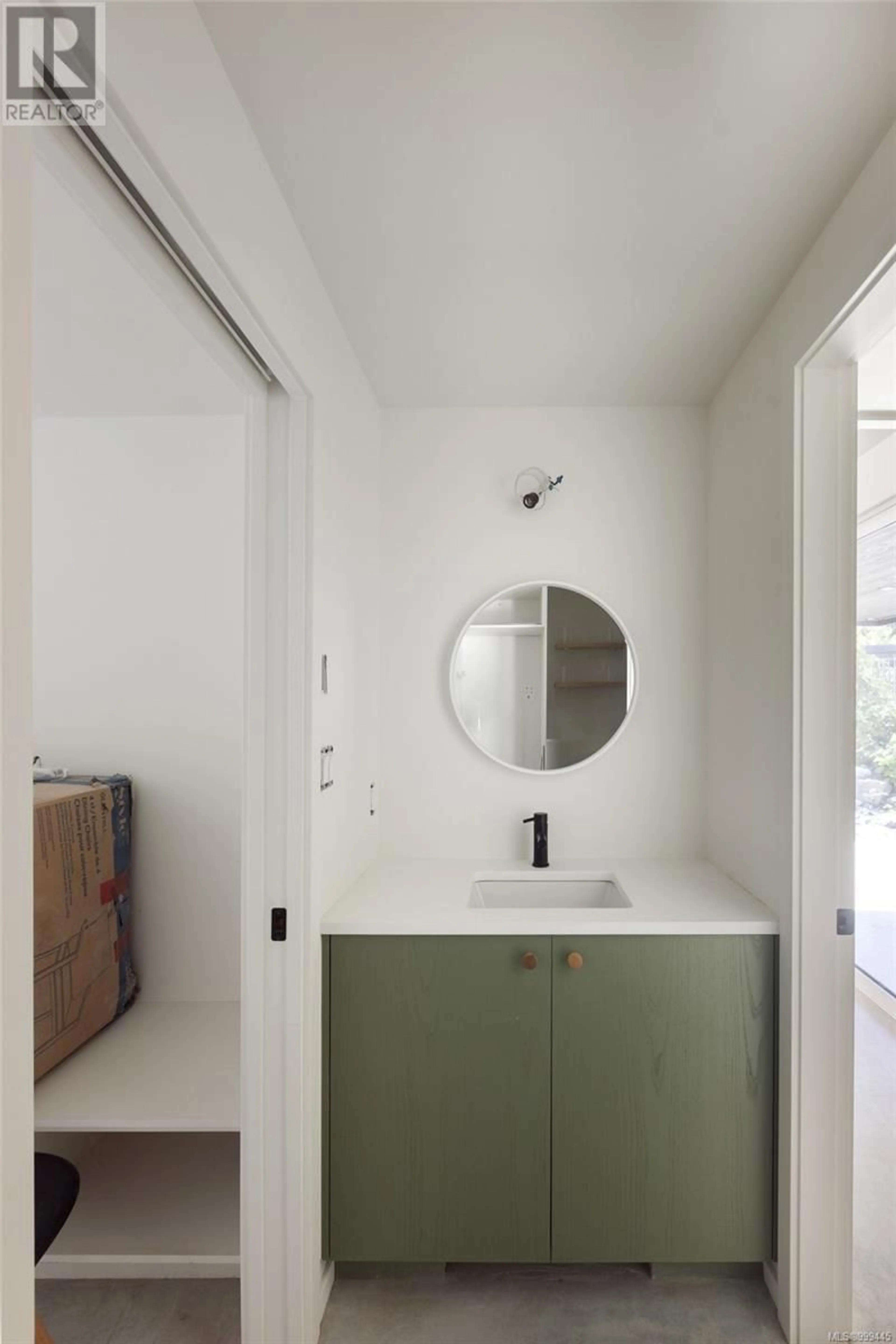 Contemporary bathroom, unknown for 7 - 6504 POWDER MAIN ROAD, Port Renfrew British Columbia V0S1K0