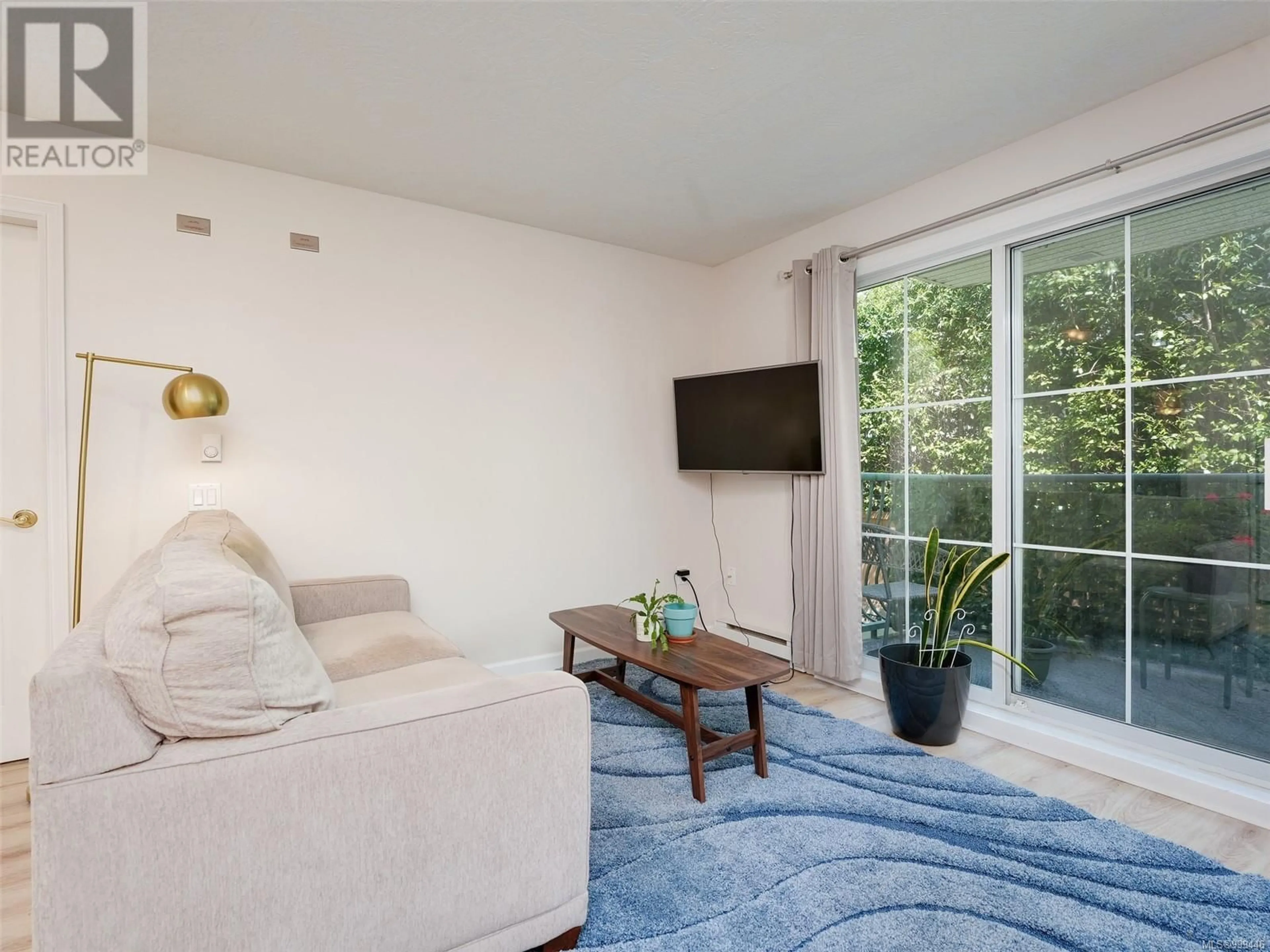 Living room with furniture, unknown for 208 - 3133 TILLICUM ROAD, Saanich British Columbia V9A2B4
