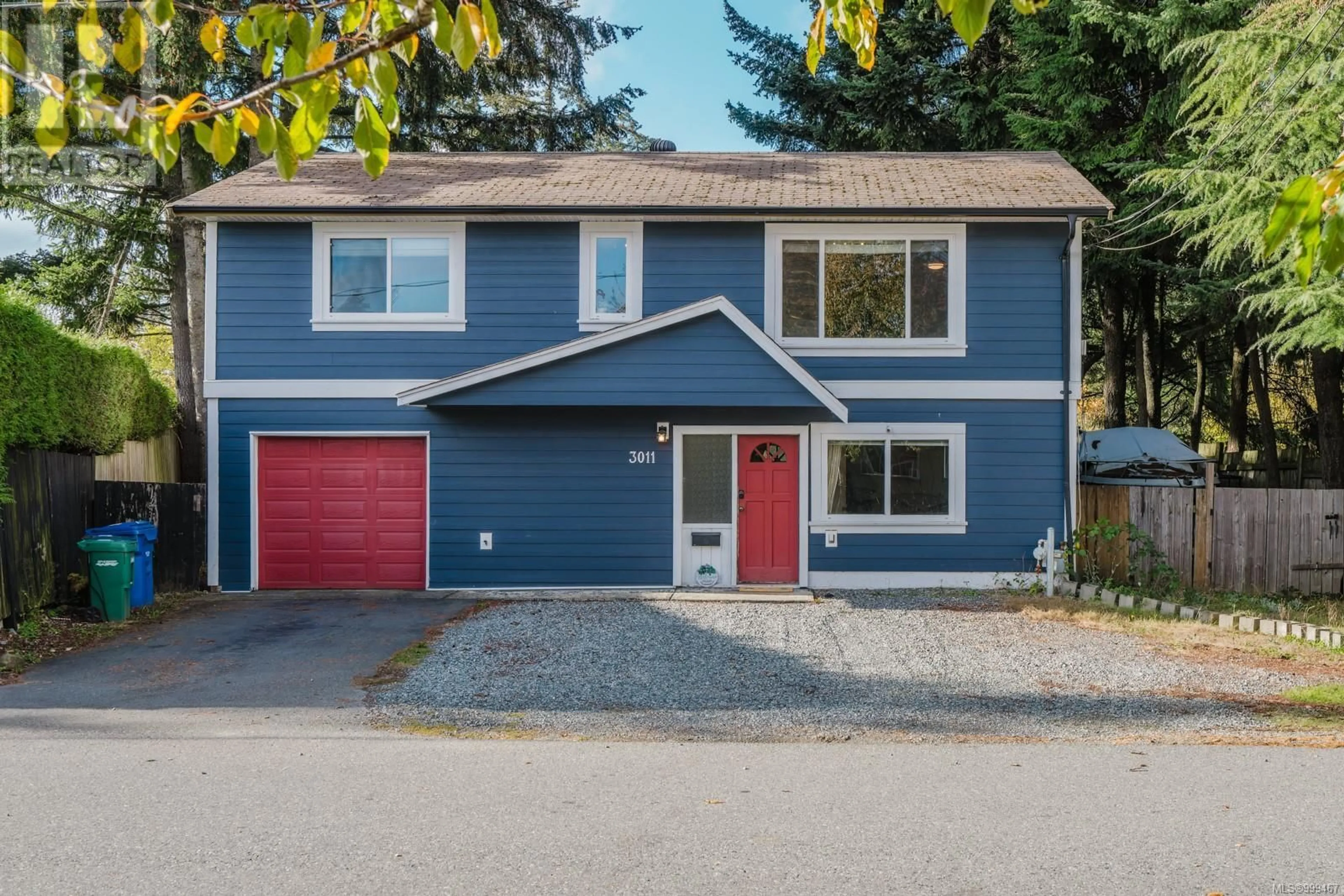Home with vinyl exterior material, street for 3011 105TH STREET, Nanaimo British Columbia V9T5H9