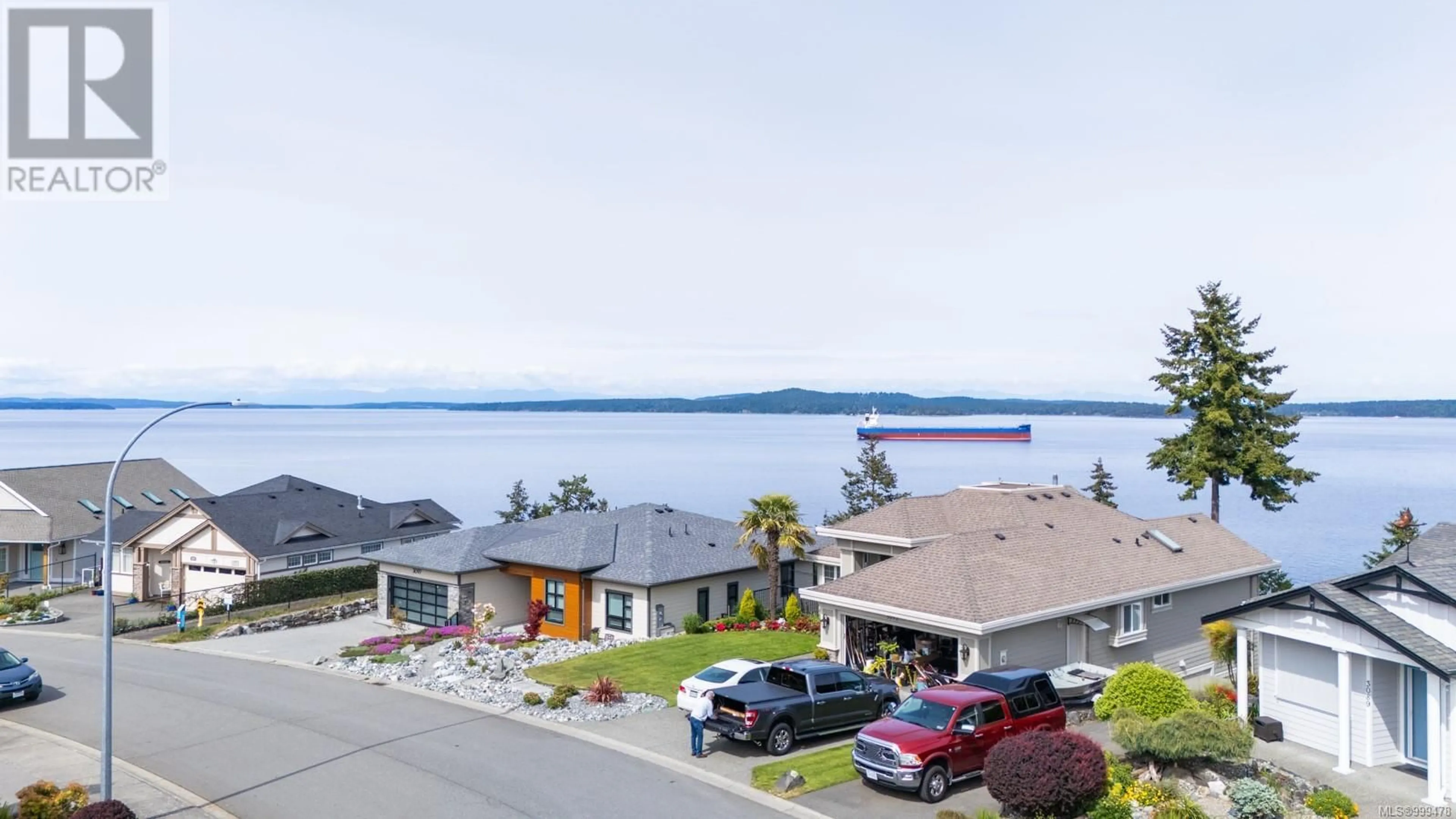 A pic from outside/outdoor area/front of a property/back of a property/a pic from drone, water/lake/river/ocean view for 3088 SEAHAVEN ROAD, Chemainus British Columbia V0R1K0