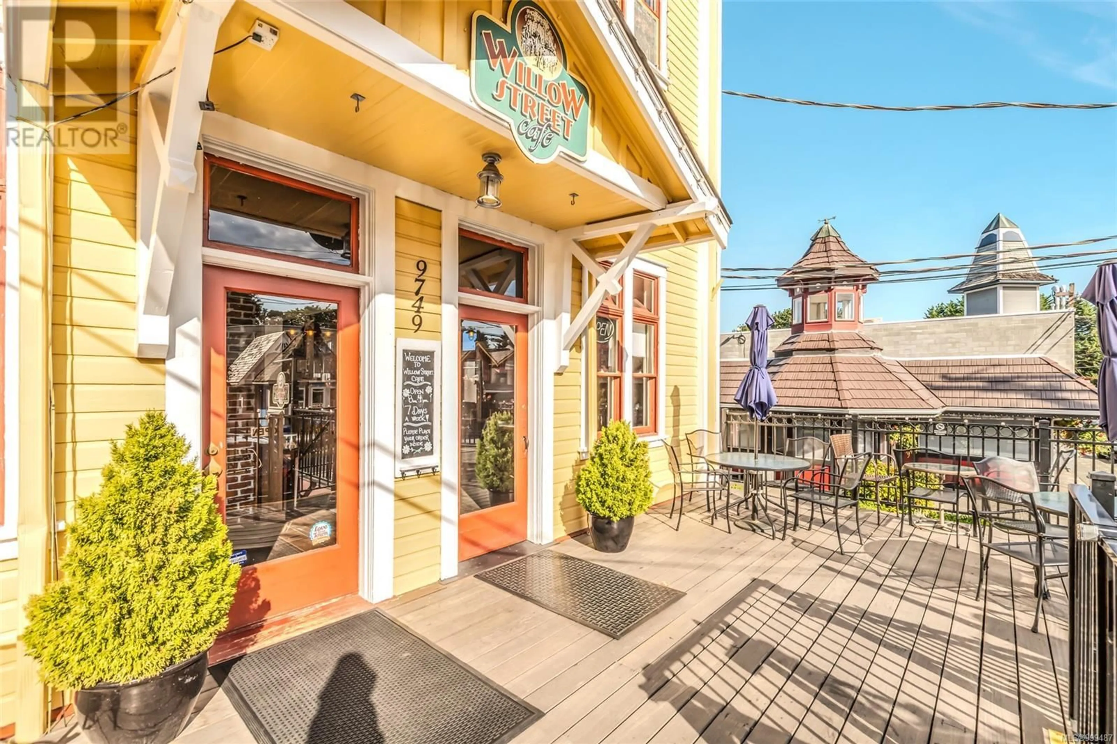 Patio, street for 9749 WILLOW STREET, Chemainus British Columbia V0R1K0