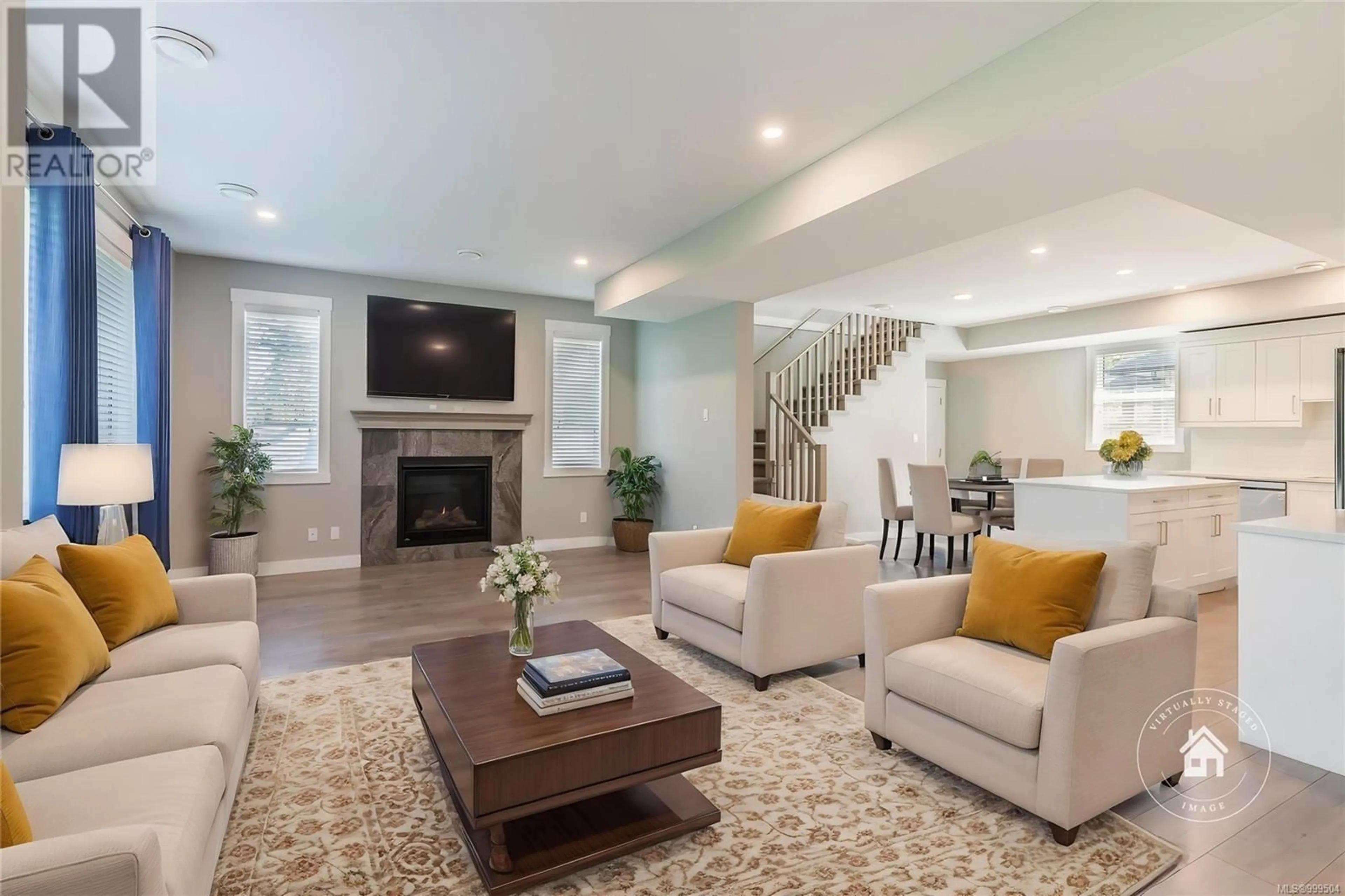 Living room with furniture, unknown for 770 BRUCE AVENUE, Nanaimo British Columbia V9R3Z5
