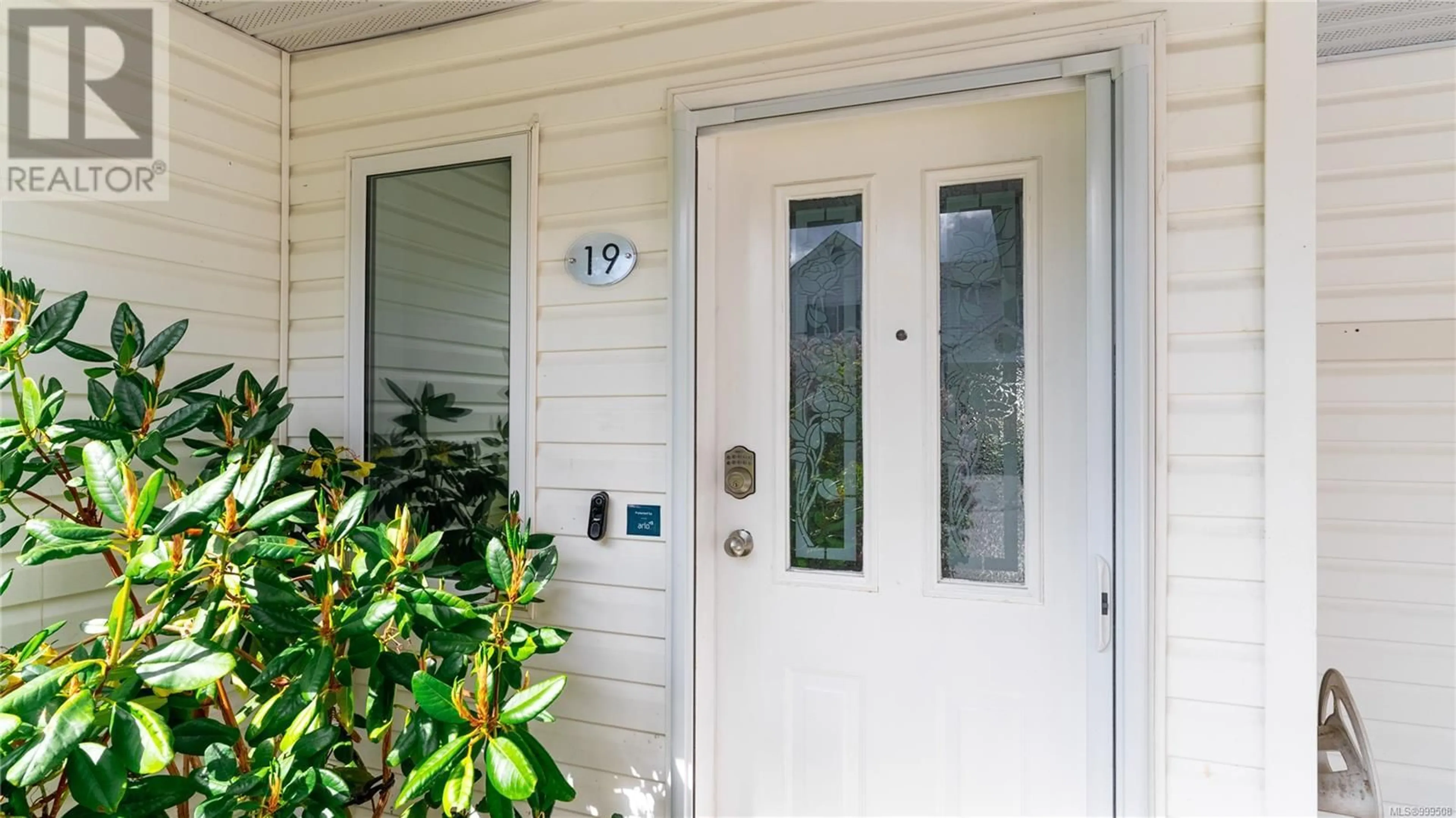 Indoor entryway for 19 - 215 MADILL ROAD, Lake Cowichan British Columbia V0R2G1