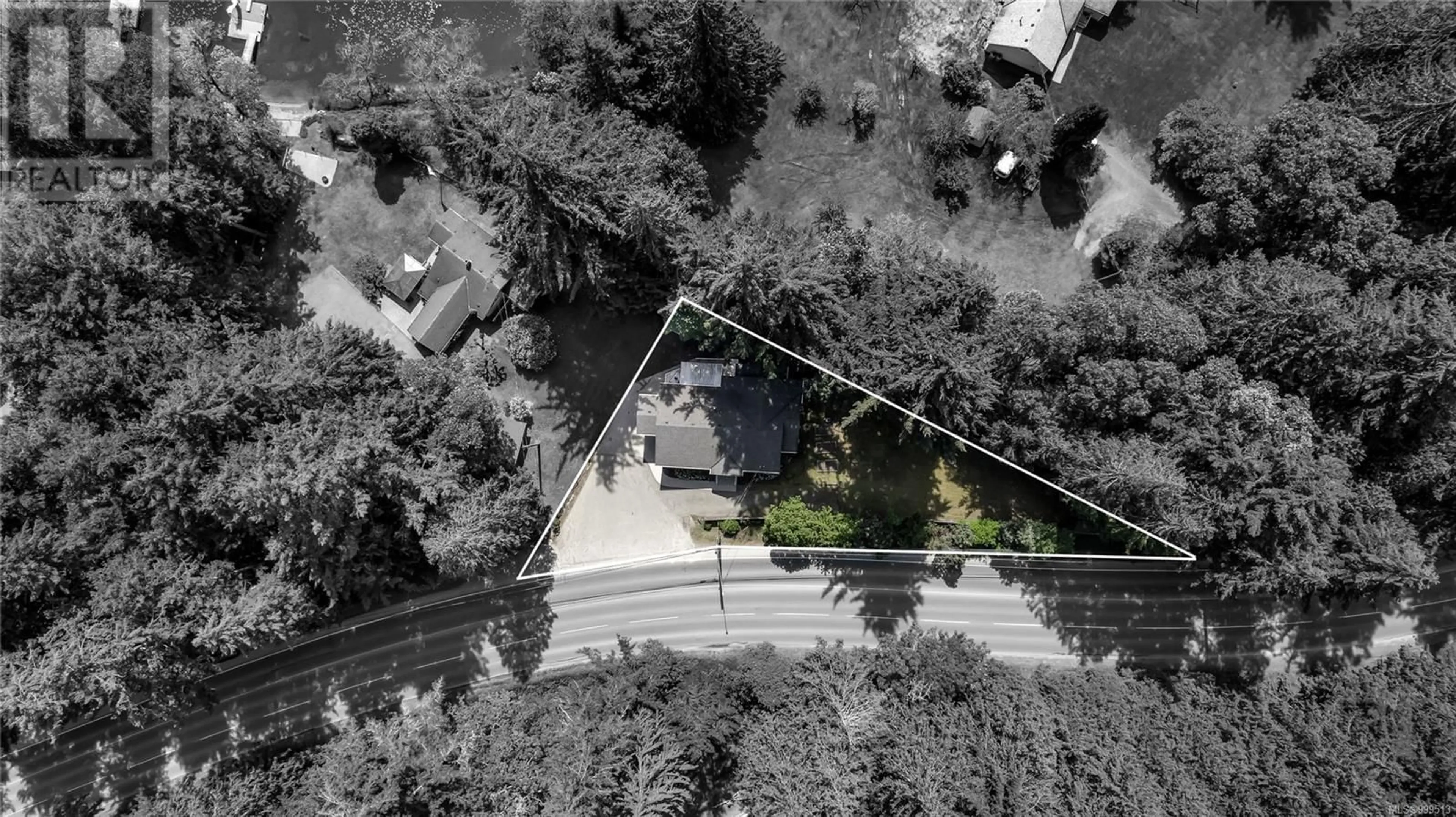 A pic from outside/outdoor area/front of a property/back of a property/a pic from drone, street for 2982 HENRY ROAD, Chemainus British Columbia V0R1K5