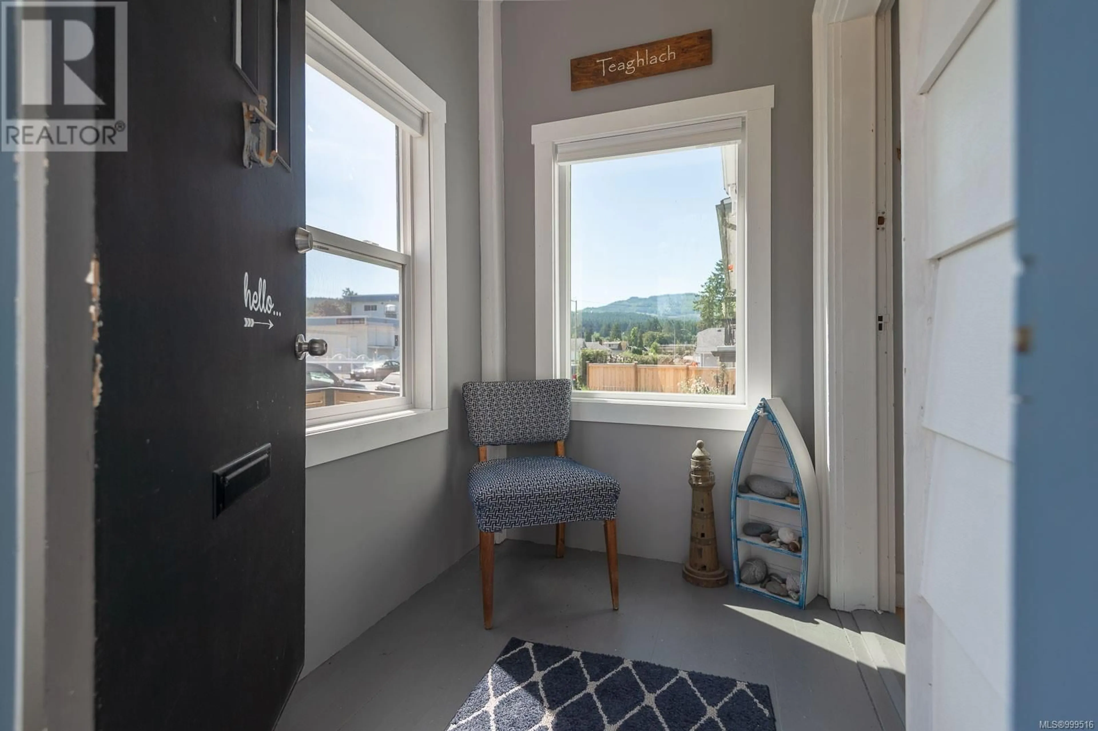 Indoor entryway for 2820 5TH AVENUE, Port Alberni British Columbia V9Y2E8