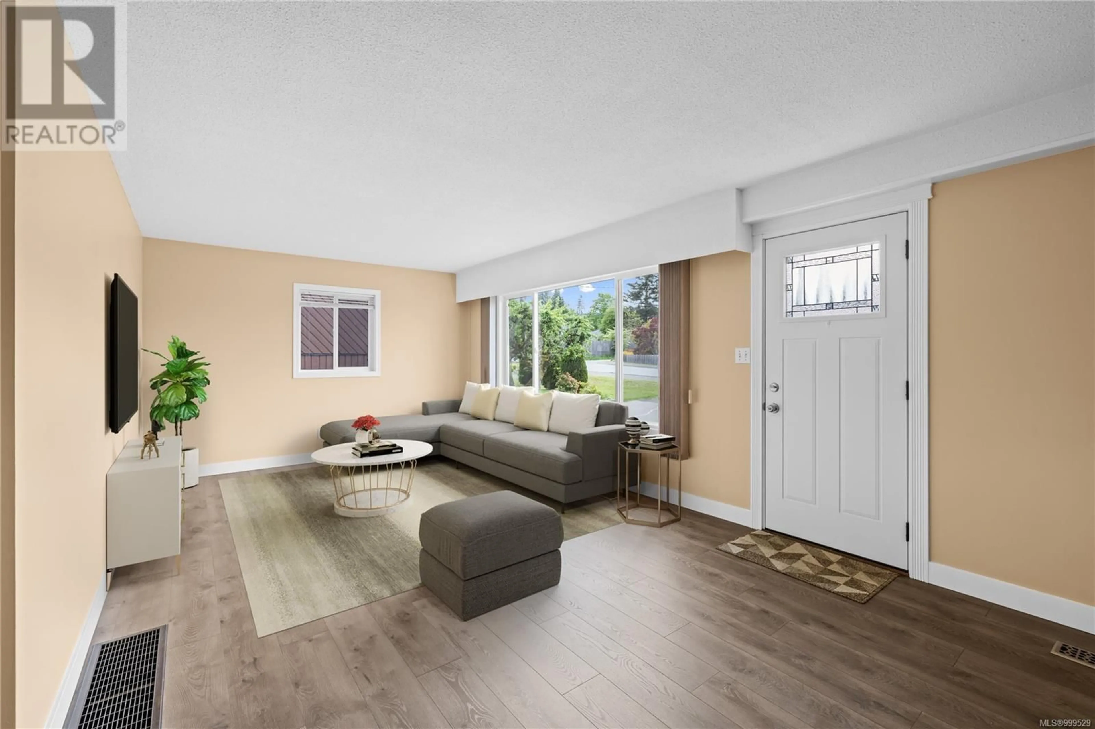 Living room with furniture, unknown for 394 HILLCREST AVENUE, Nanaimo British Columbia V9R3L9