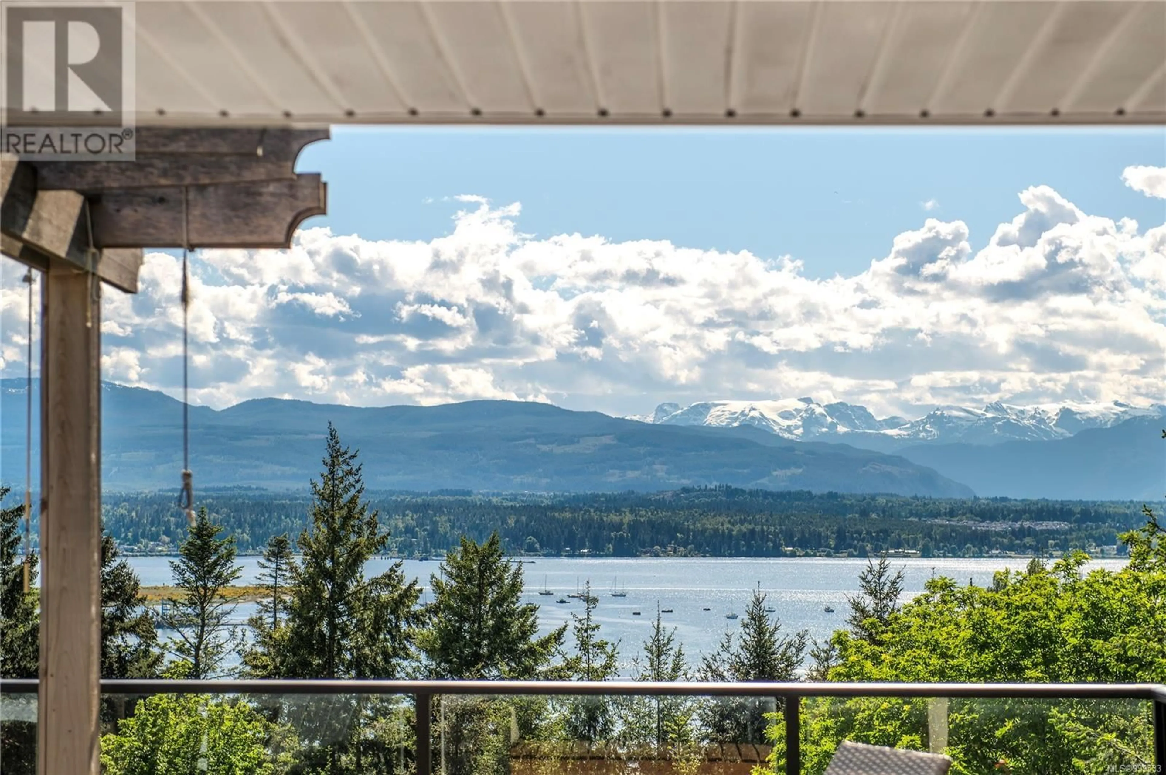 Patio, water/lake/river/ocean view for 1179 MOORE ROAD, Comox British Columbia V9M3X1
