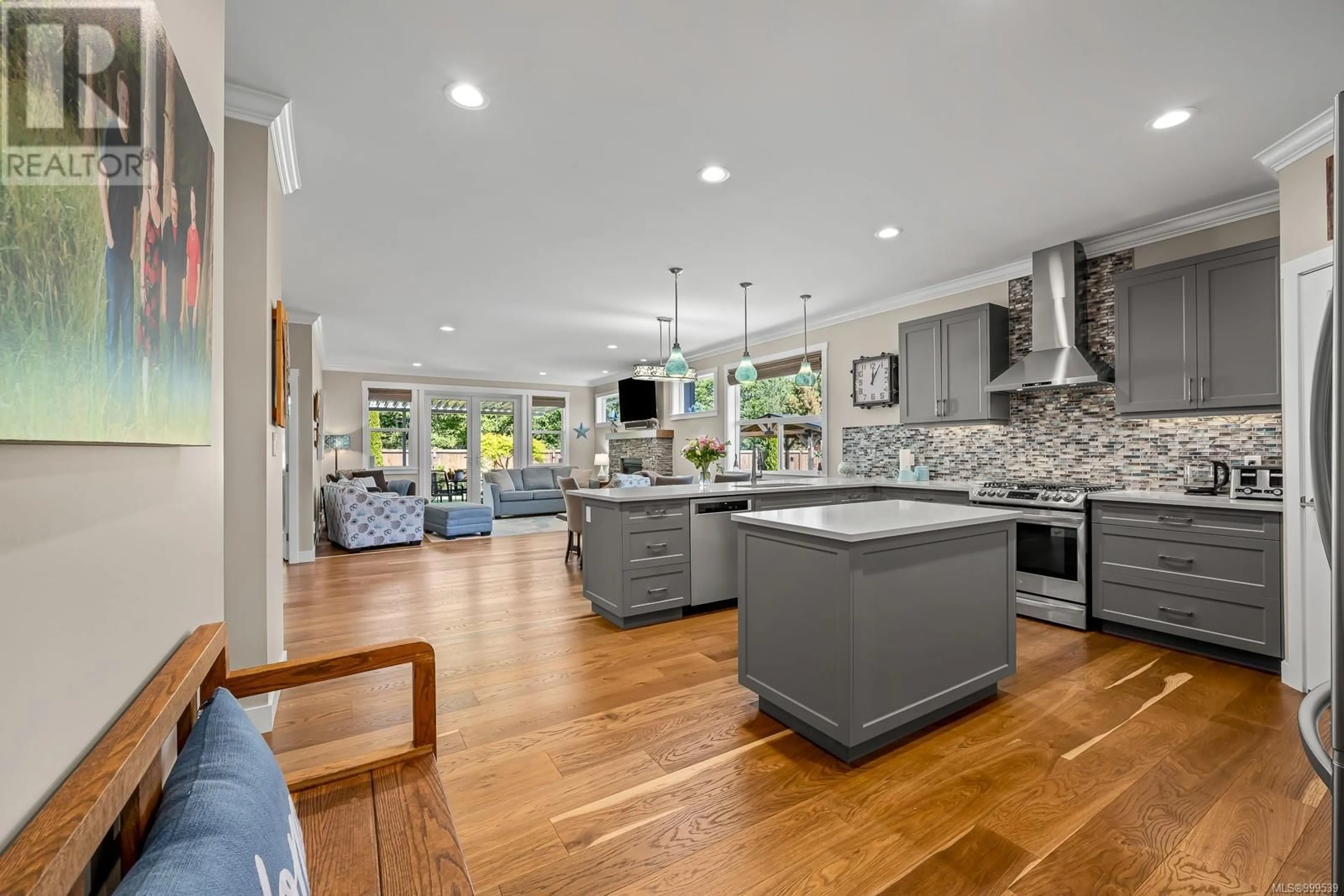 Open concept kitchen, ceramic/tile floor for 39 - 2000 TREELANE ROAD, Campbell River British Columbia V9W4G1