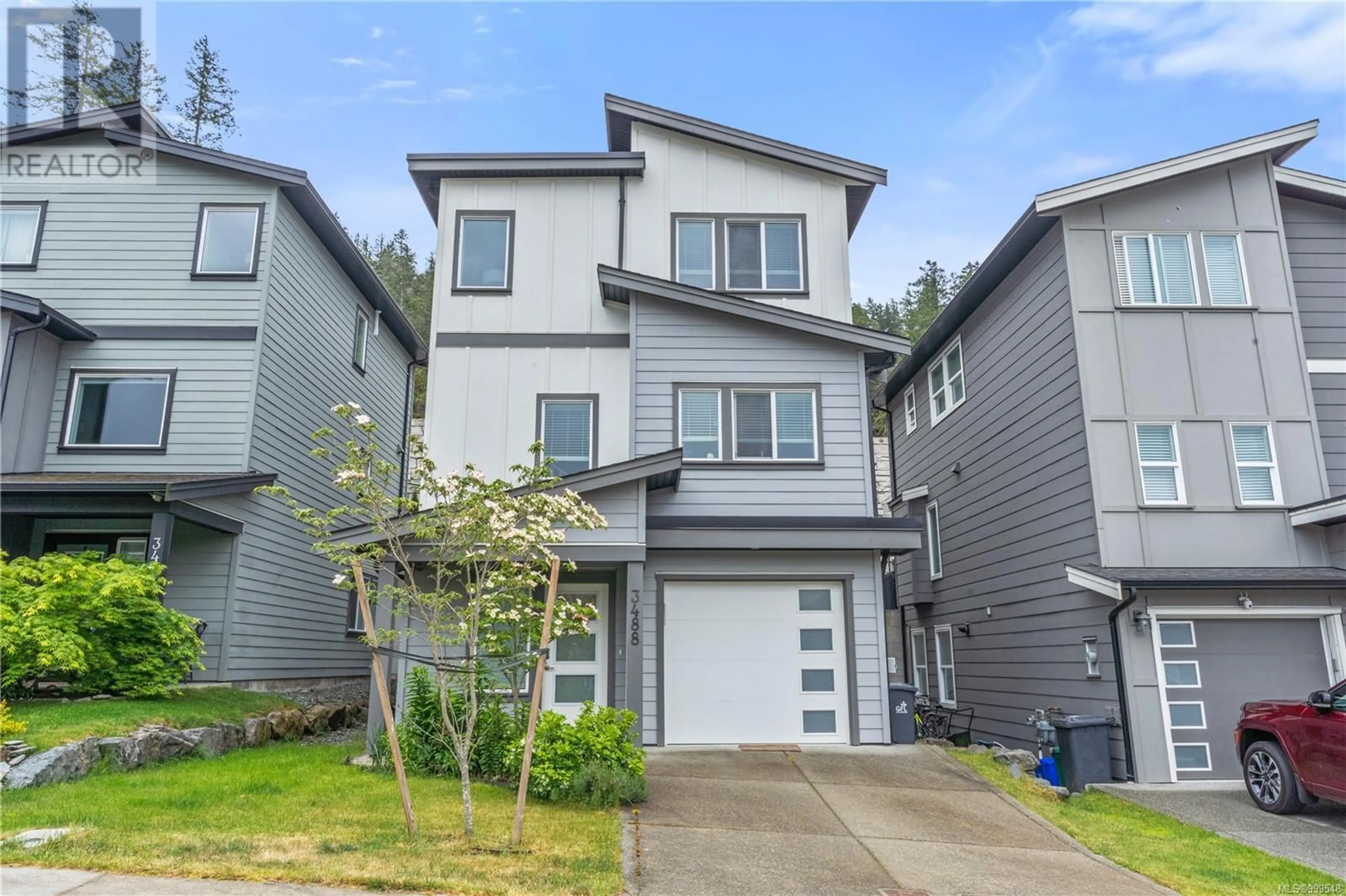 Home with vinyl exterior material, street for 3488 MYLES MANSELL ROAD, Langford British Columbia V9C0N6