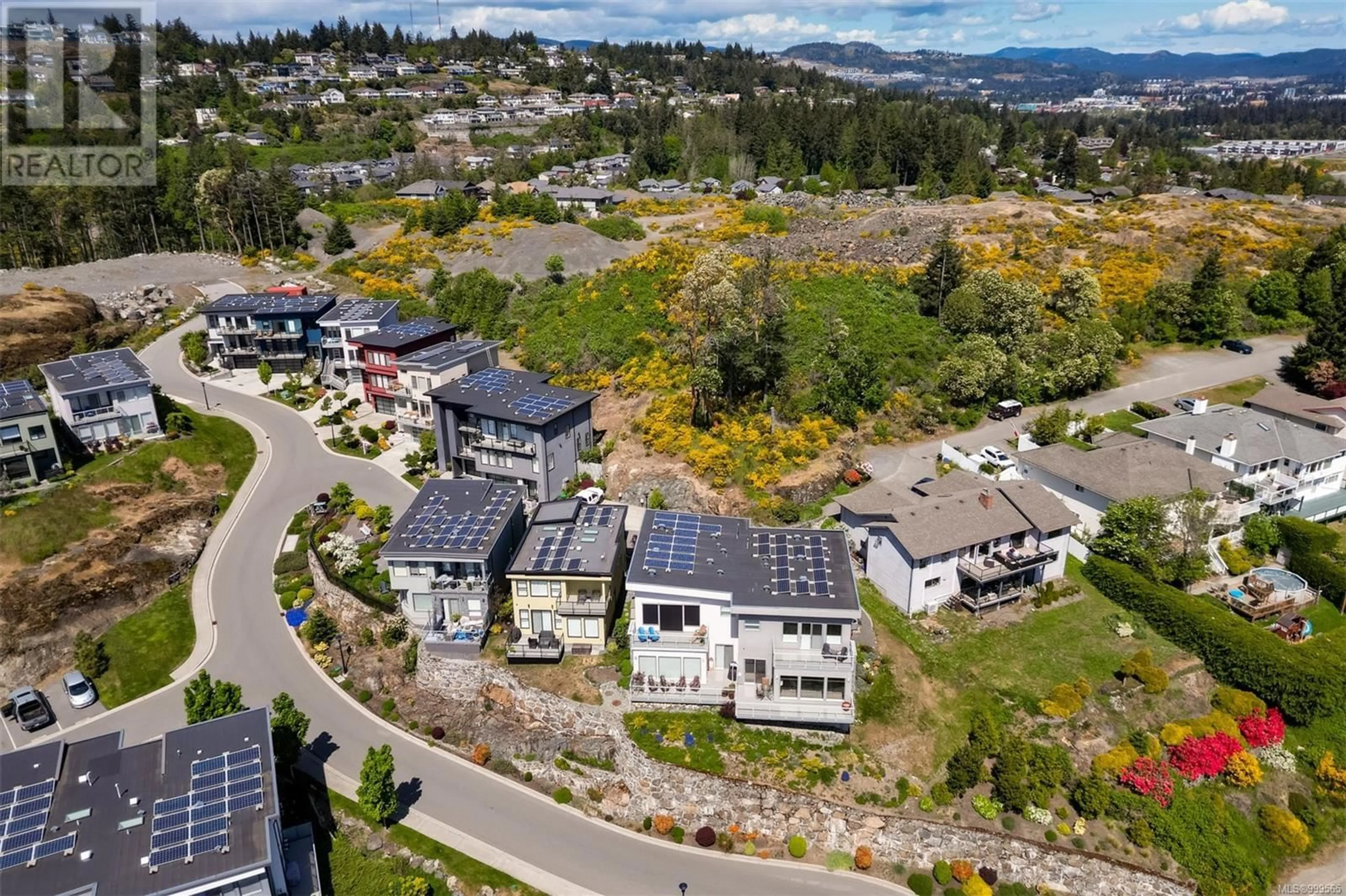 A pic from outside/outdoor area/front of a property/back of a property/a pic from drone, mountain view for 101 - 539 DELORA DRIVE, Colwood British Columbia V9C0M2