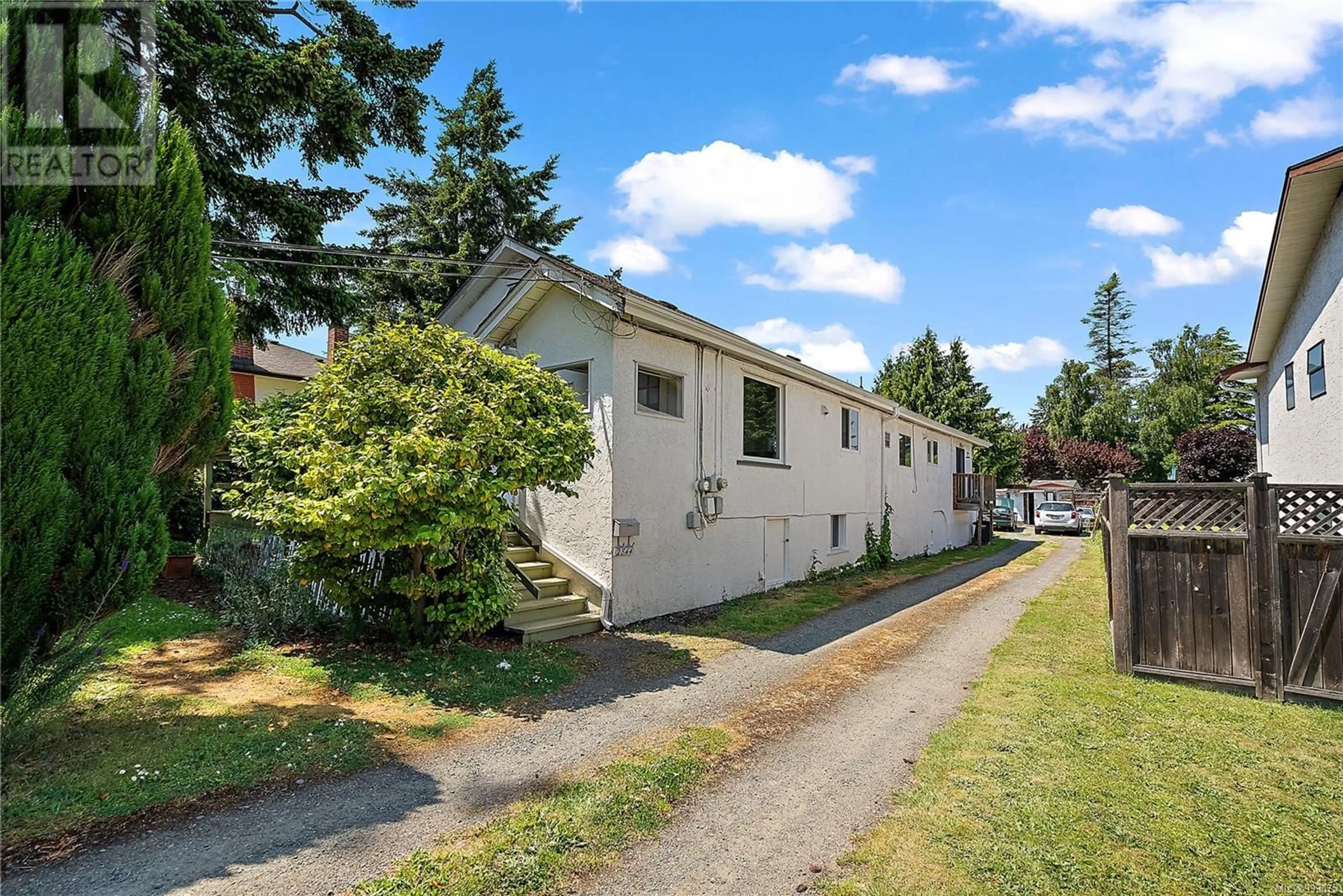Unknown for 2844 ROCKWELL AVENUE, Saanich British Columbia V9A2M9