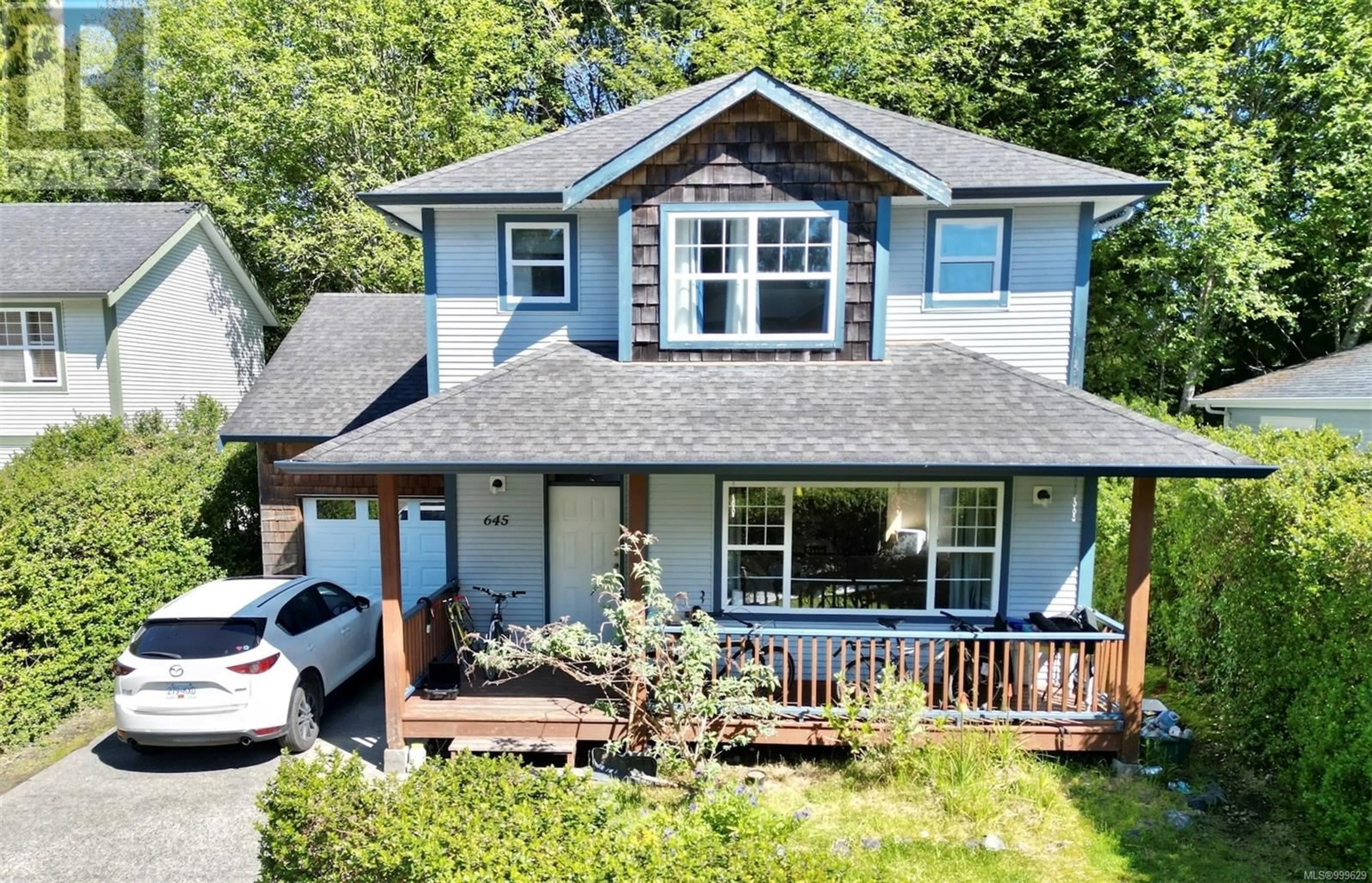 A pic from outside/outdoor area/front of a property/back of a property/a pic from drone, street for 645 SHORE PINE CRESCENT, Tofino British Columbia V0R2Z0