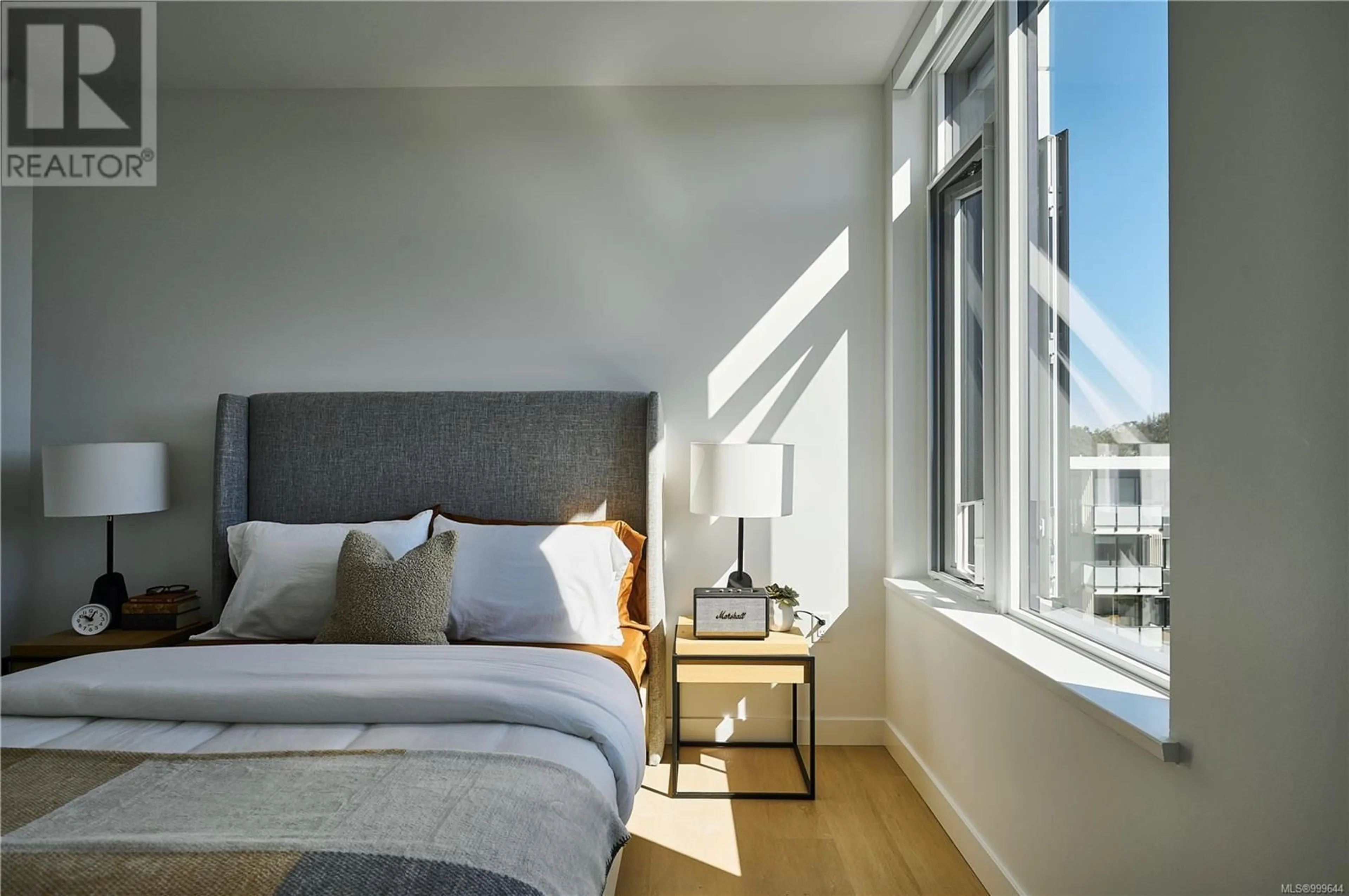 Bedroom with bed, unknown for 503 - 1100 YATES STREET, Victoria British Columbia V8V0H5