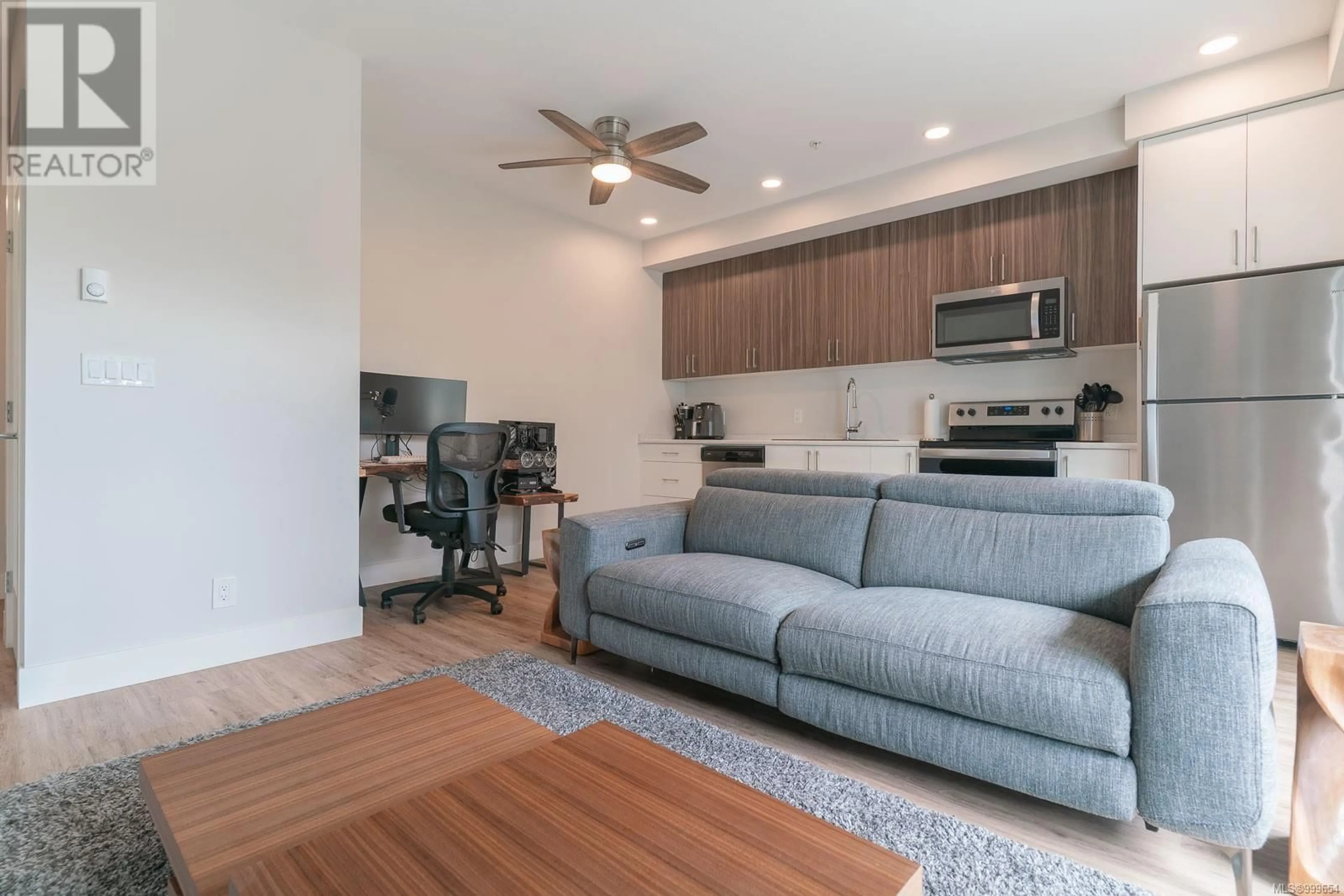 Living room with furniture, unknown for 306 - 6544 METRAL DRIVE, Nanaimo British Columbia V9T2L8