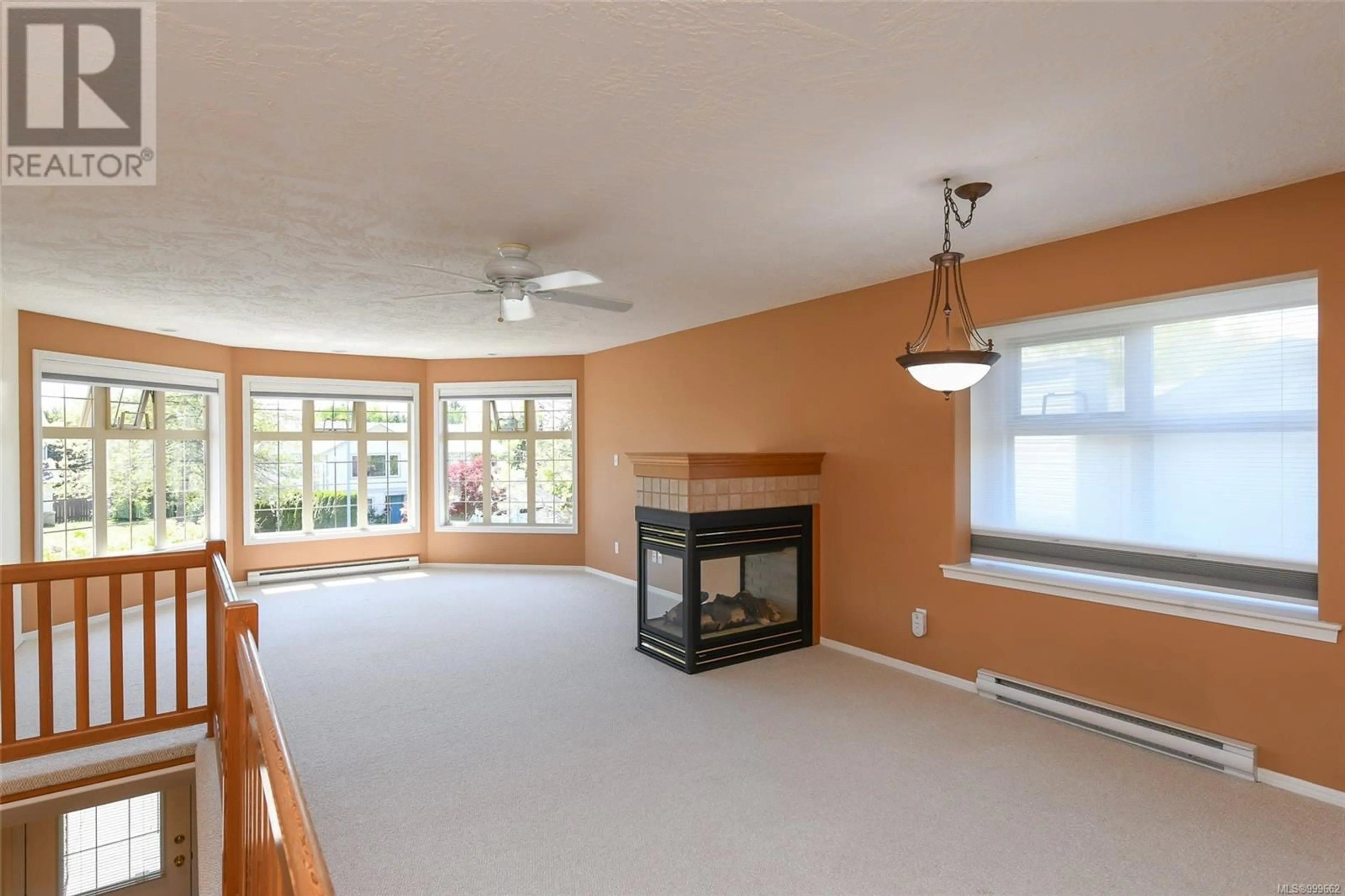 Living room with furniture, unknown for 967 MALAHAT DRIVE, Courtenay British Columbia V9N9E3