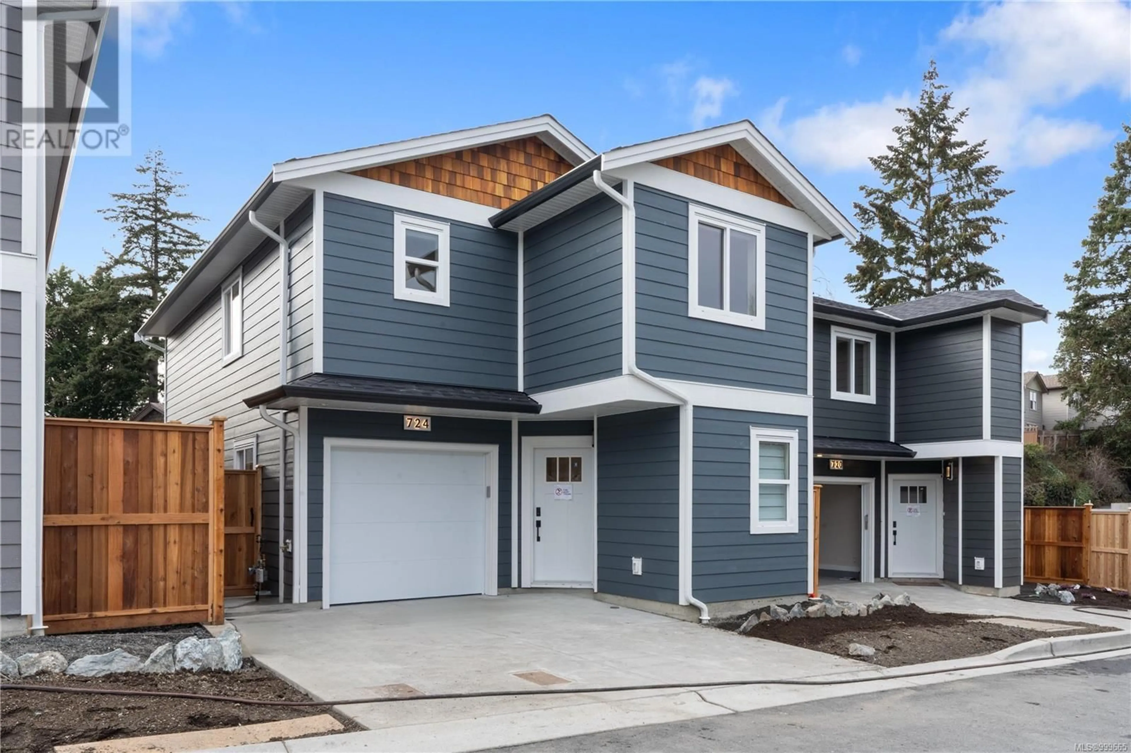 Home with vinyl exterior material, street for 724 STONEBROOK LANE, Langford British Columbia V9B5N3